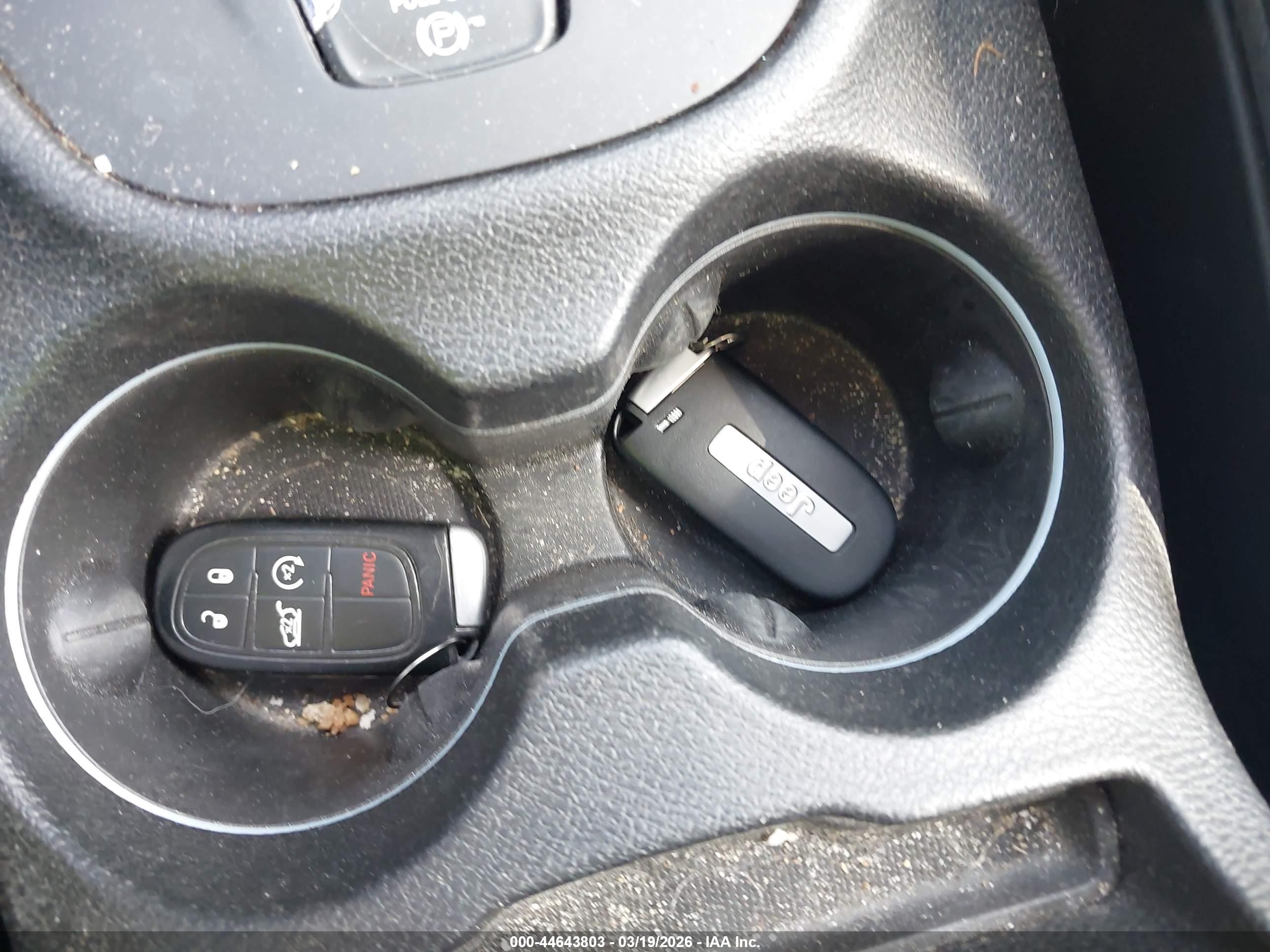 JEEP CHEROKEE image 11