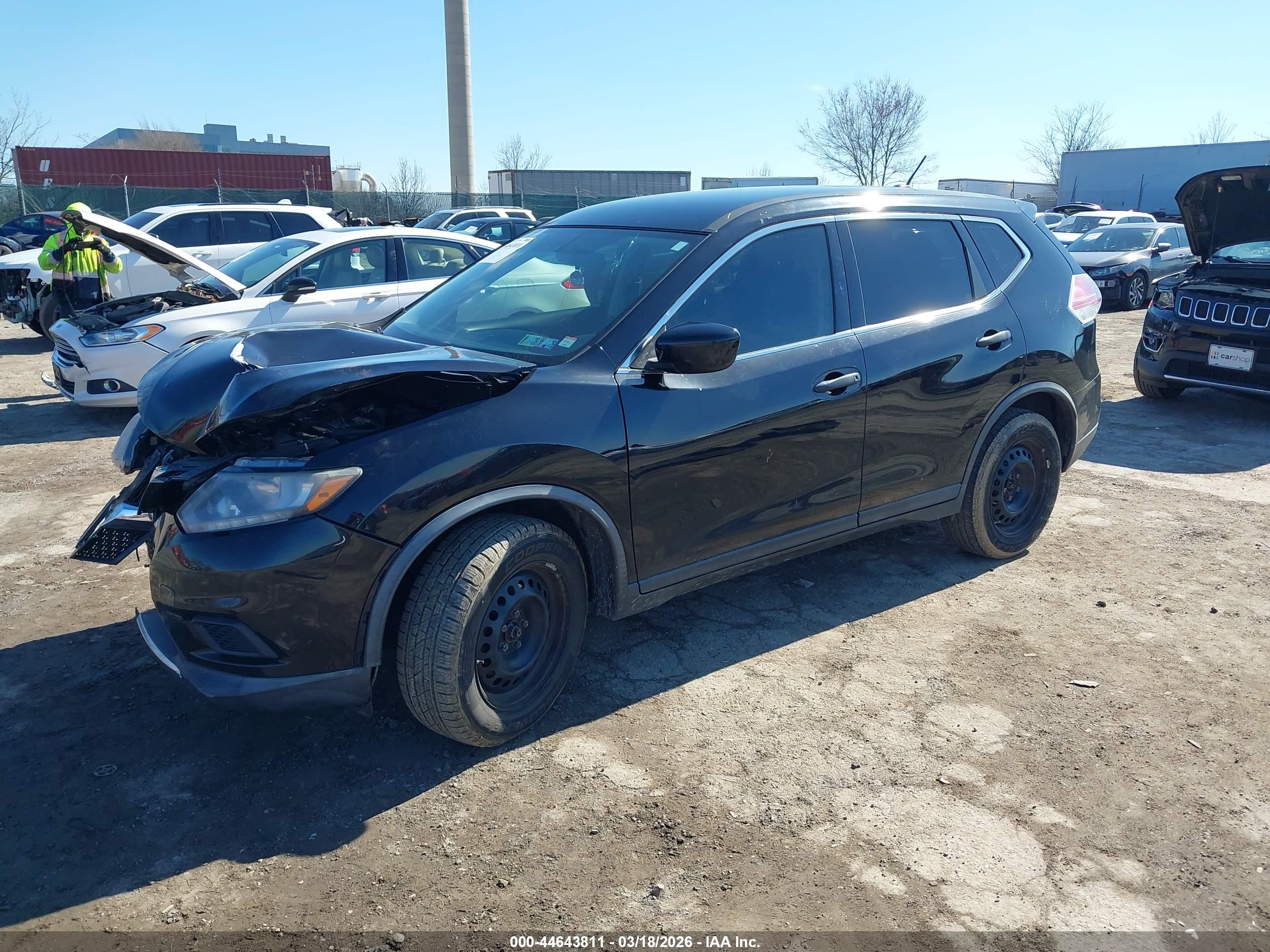NISSAN ROGUE image 2