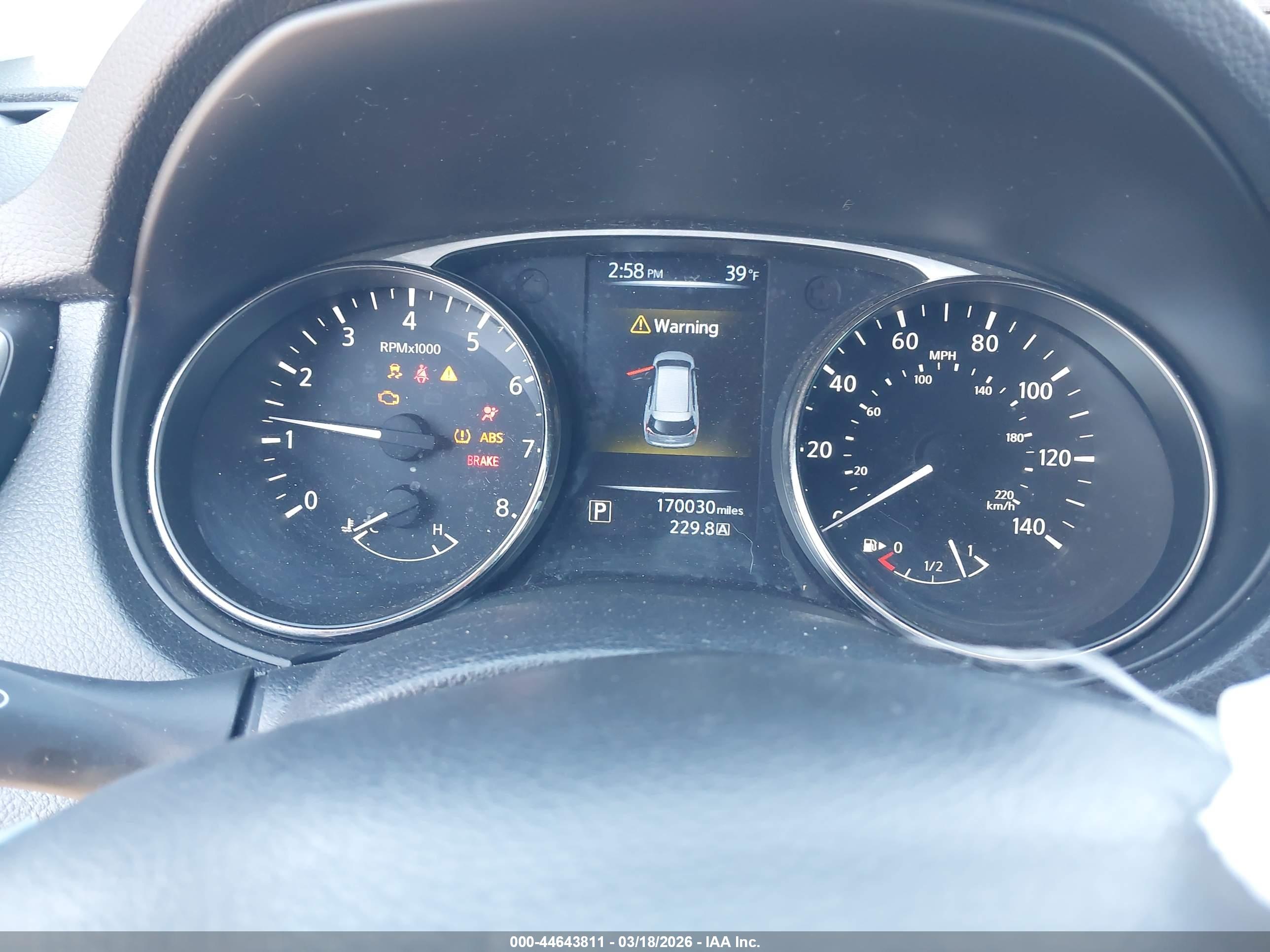 NISSAN ROGUE image 7