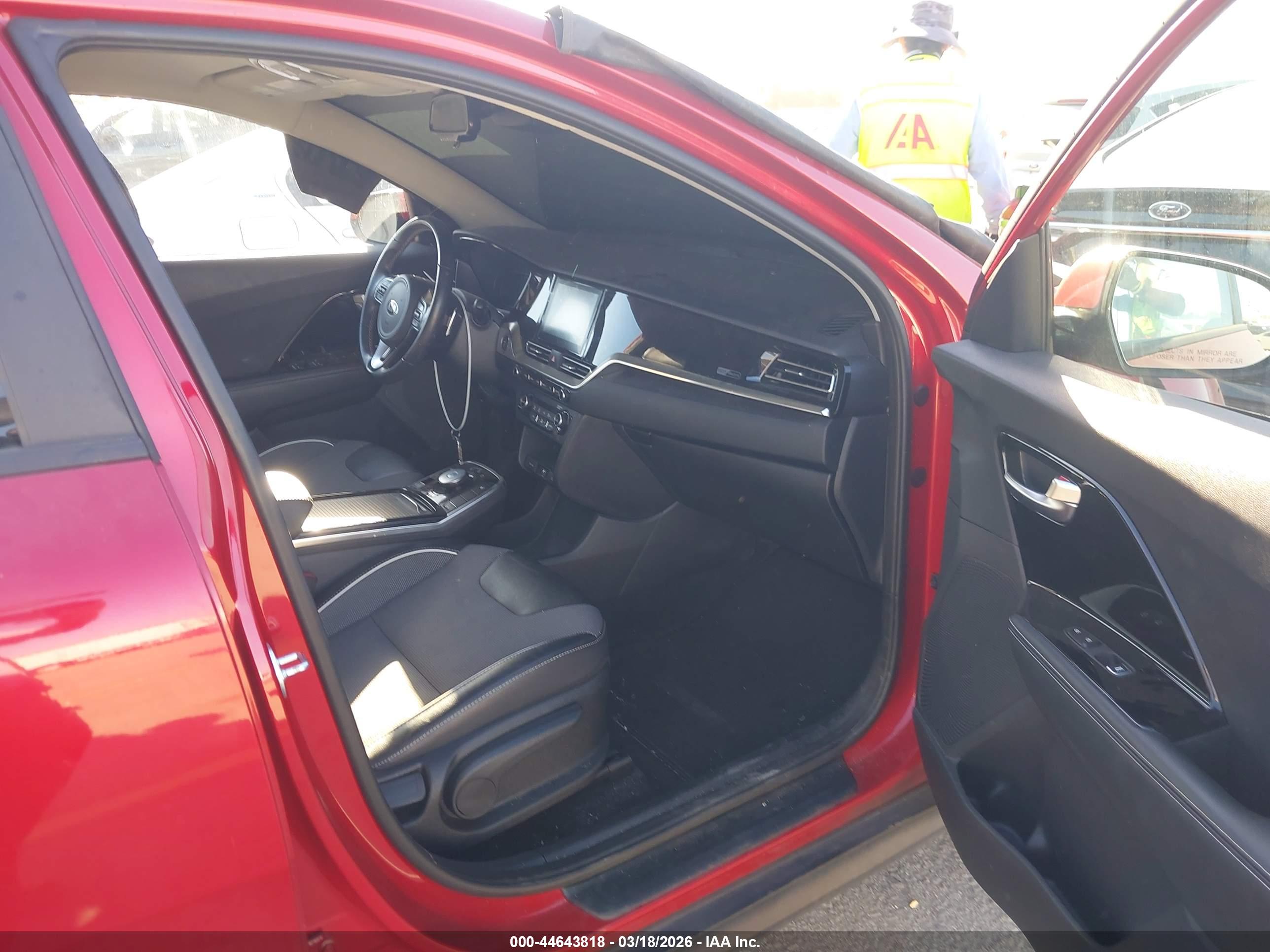 KIA NIRO image 5