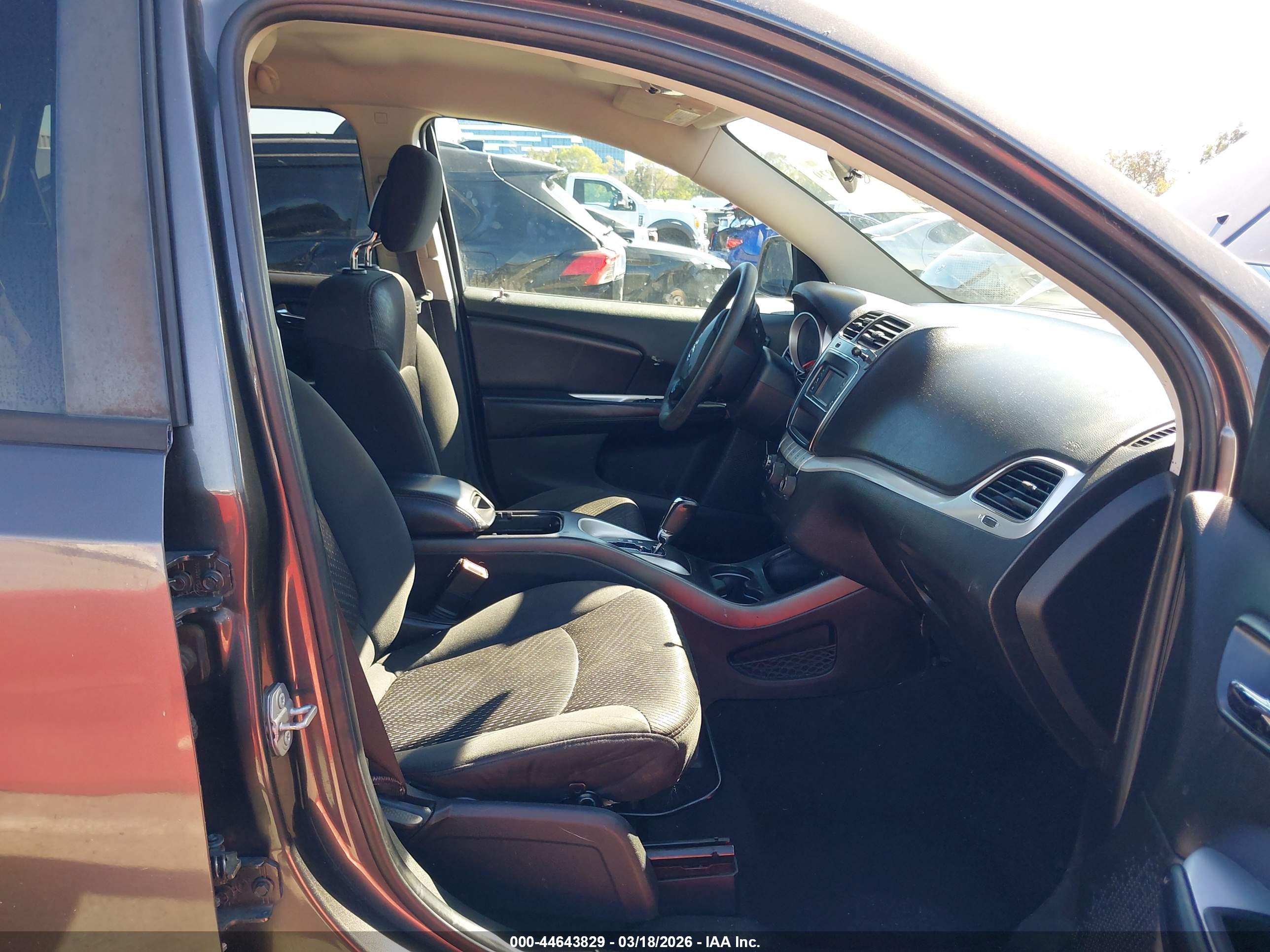 DODGE JOURNEY image 5