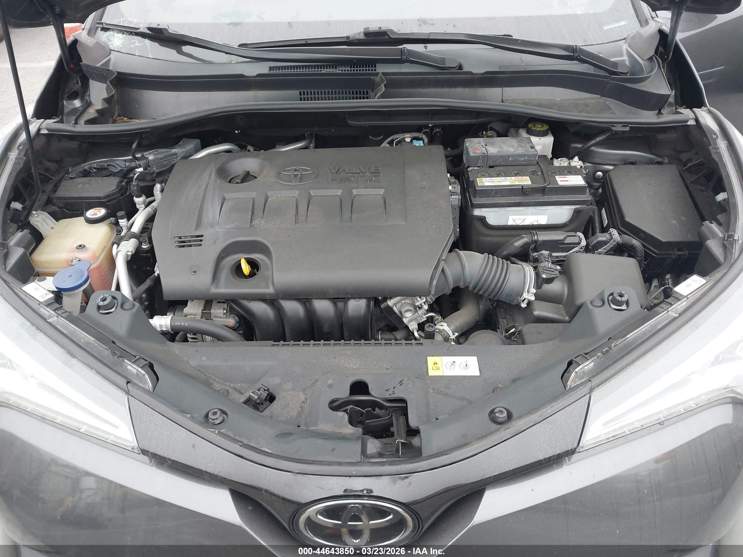 TOYOTA C-HR image 10