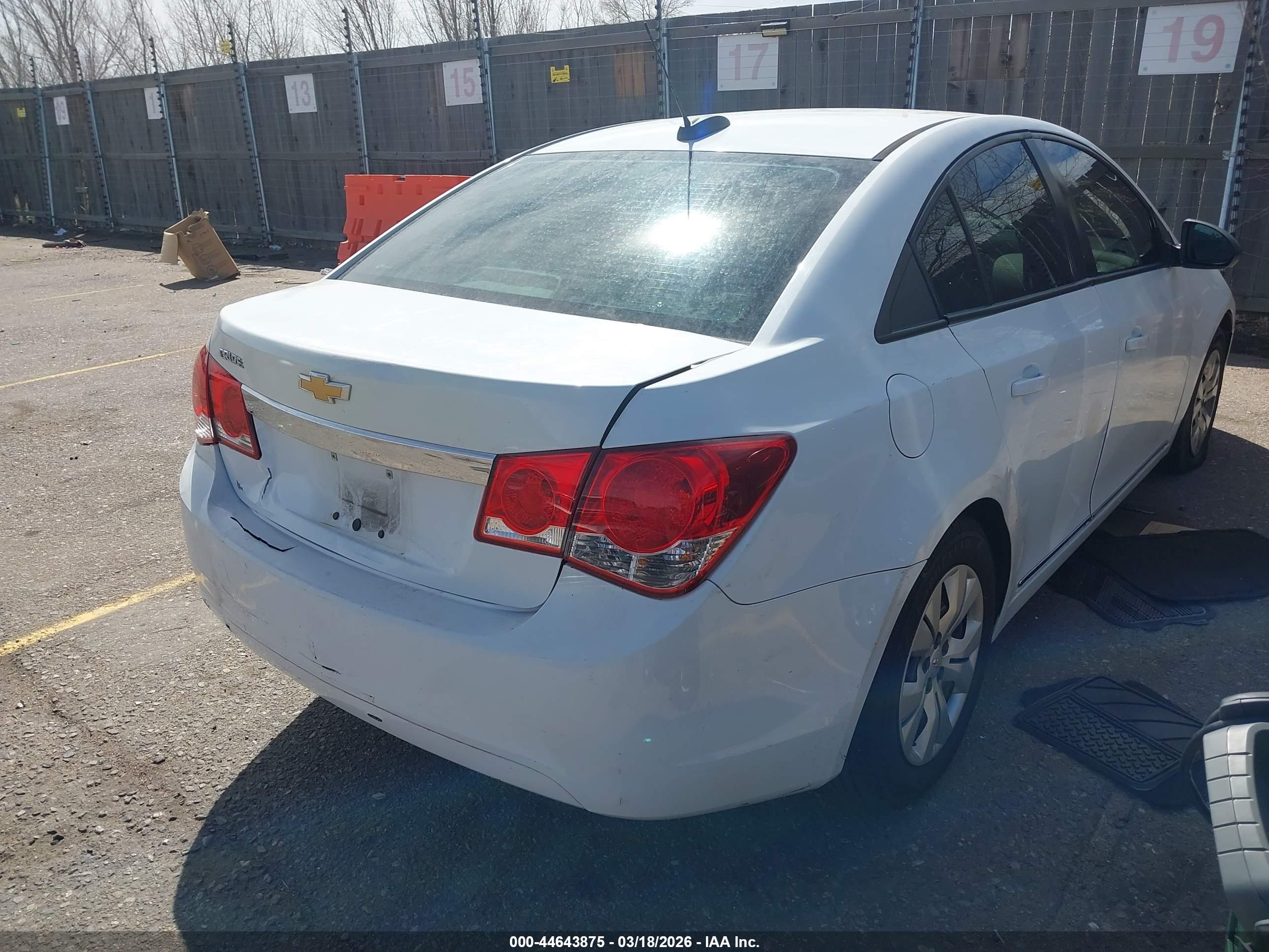 CHEVROLET CRUZE image 4