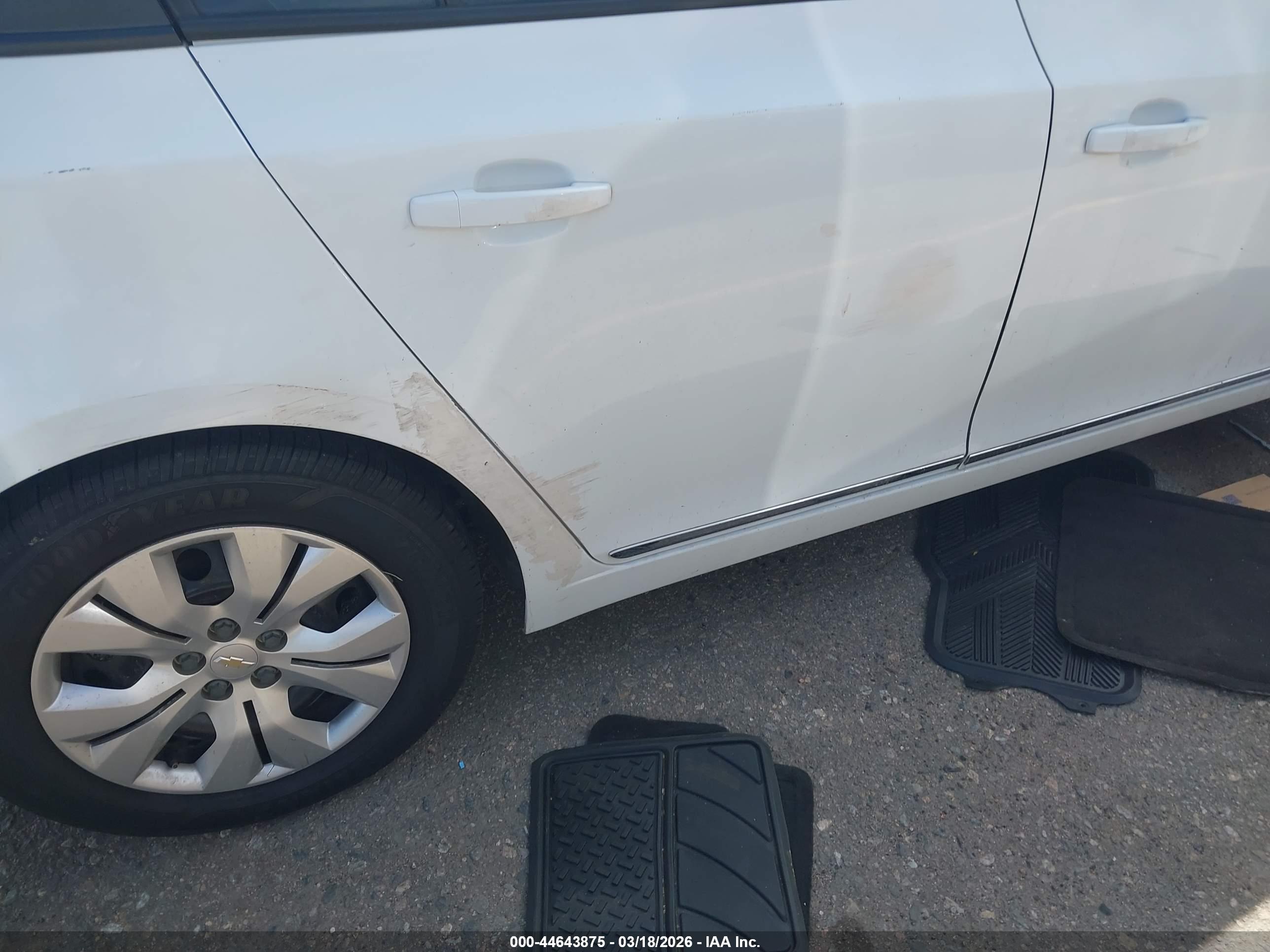 CHEVROLET CRUZE image 6