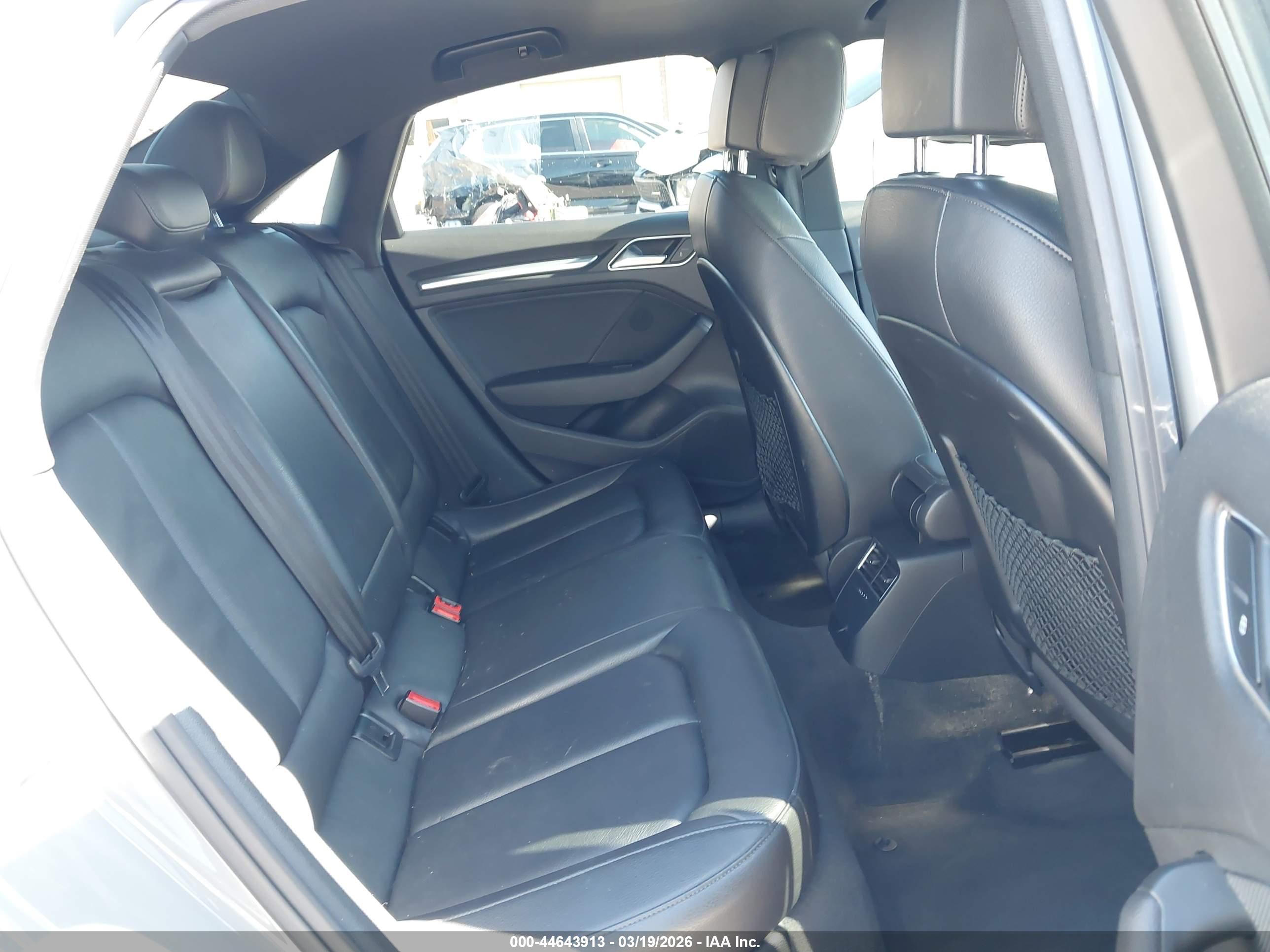 AUDI A3 image 8