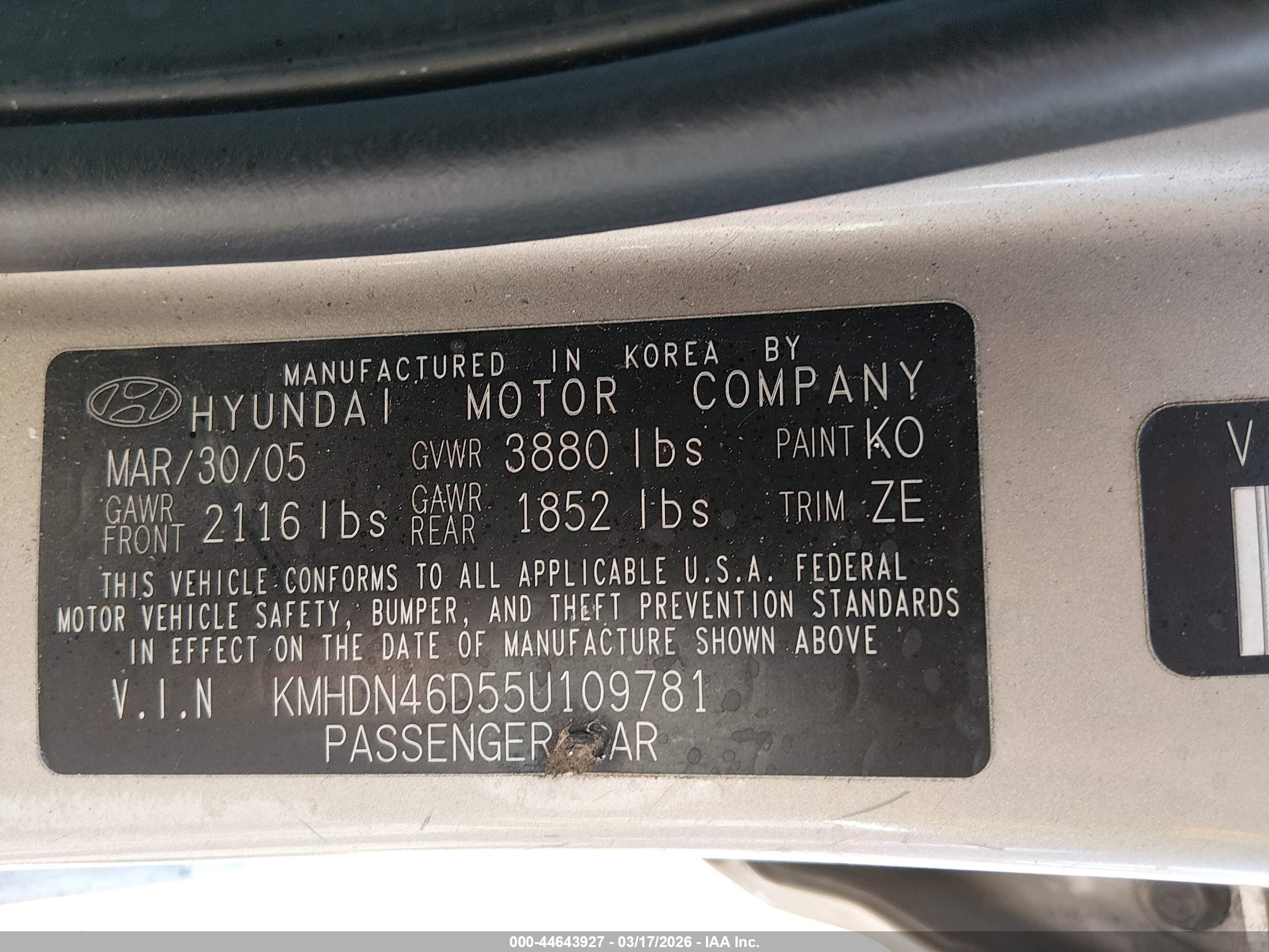 HYUNDAI ELANTRA image 9