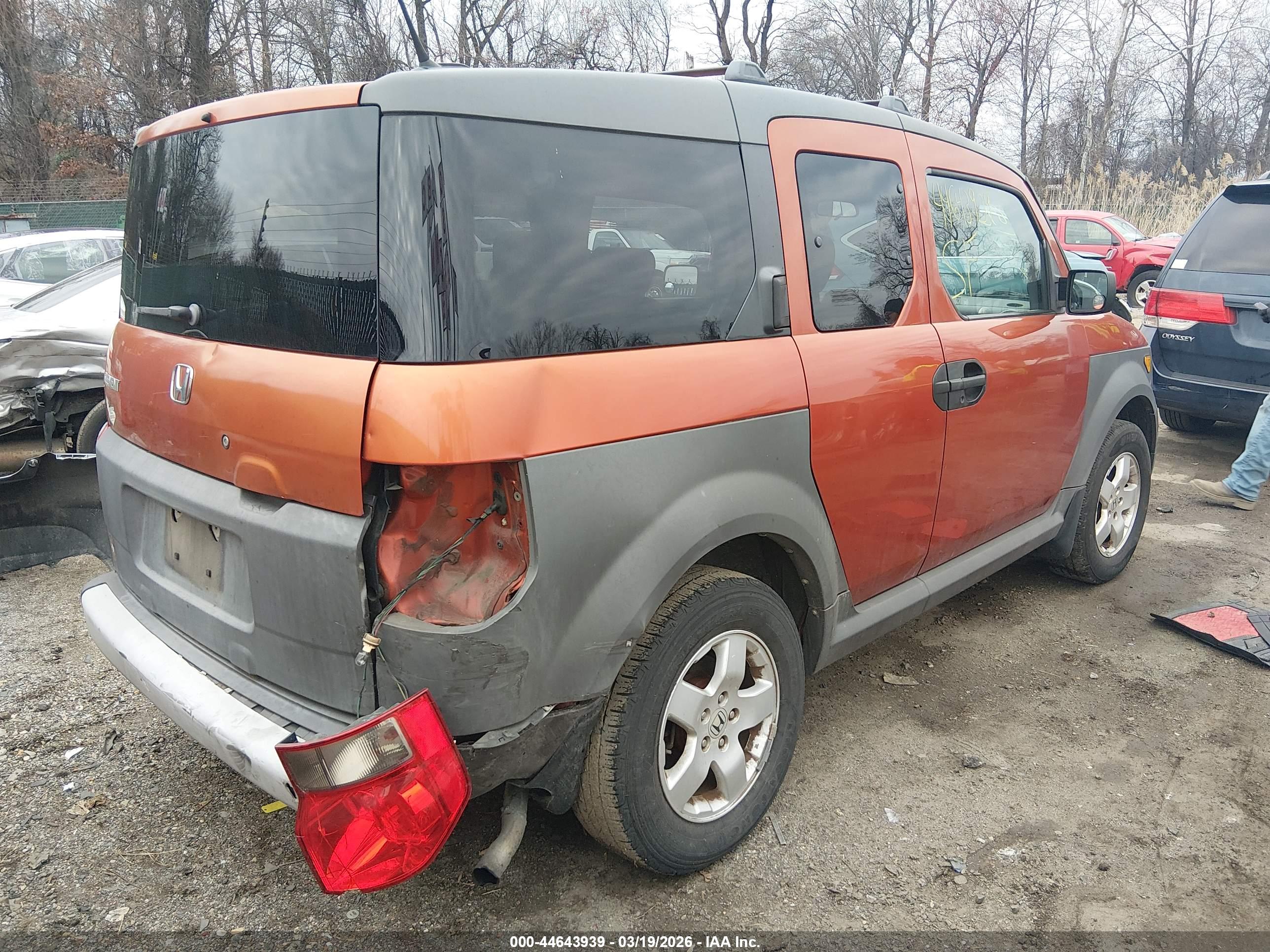 HONDA ELEMENT image 4