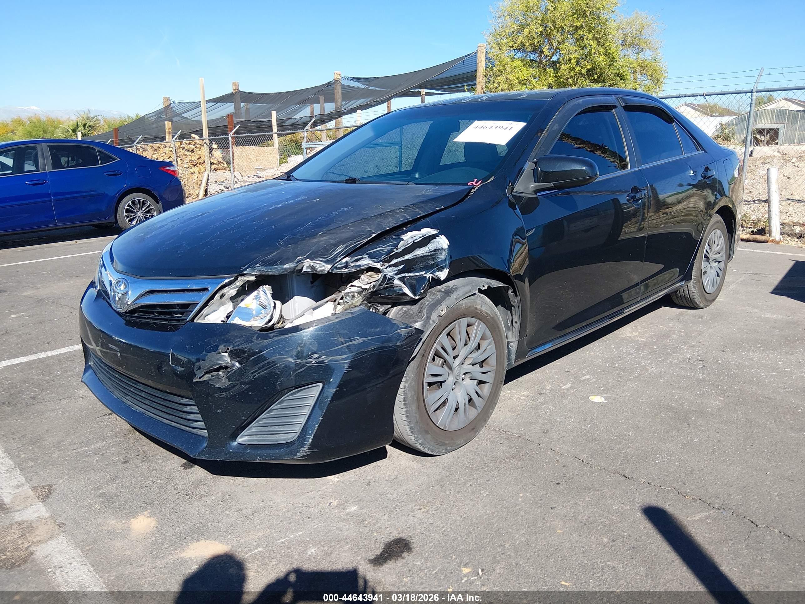 TOYOTA CAMRY image 2