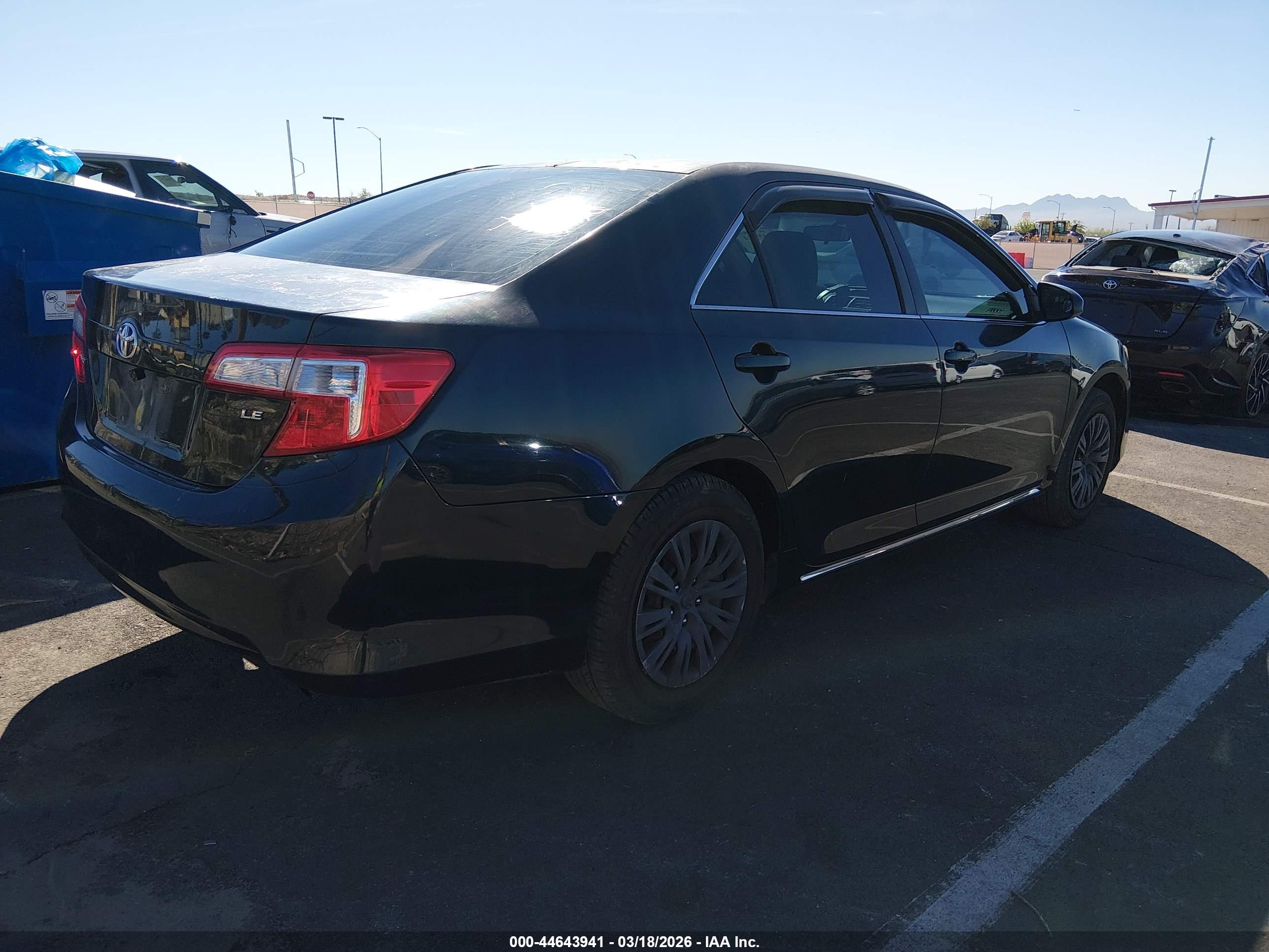 TOYOTA CAMRY image 4