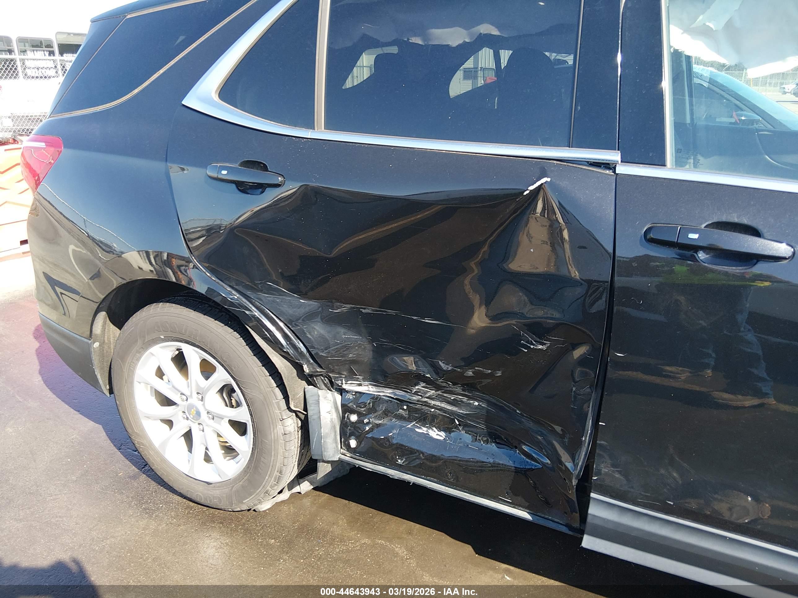 CHEVROLET EQUINOX image 6