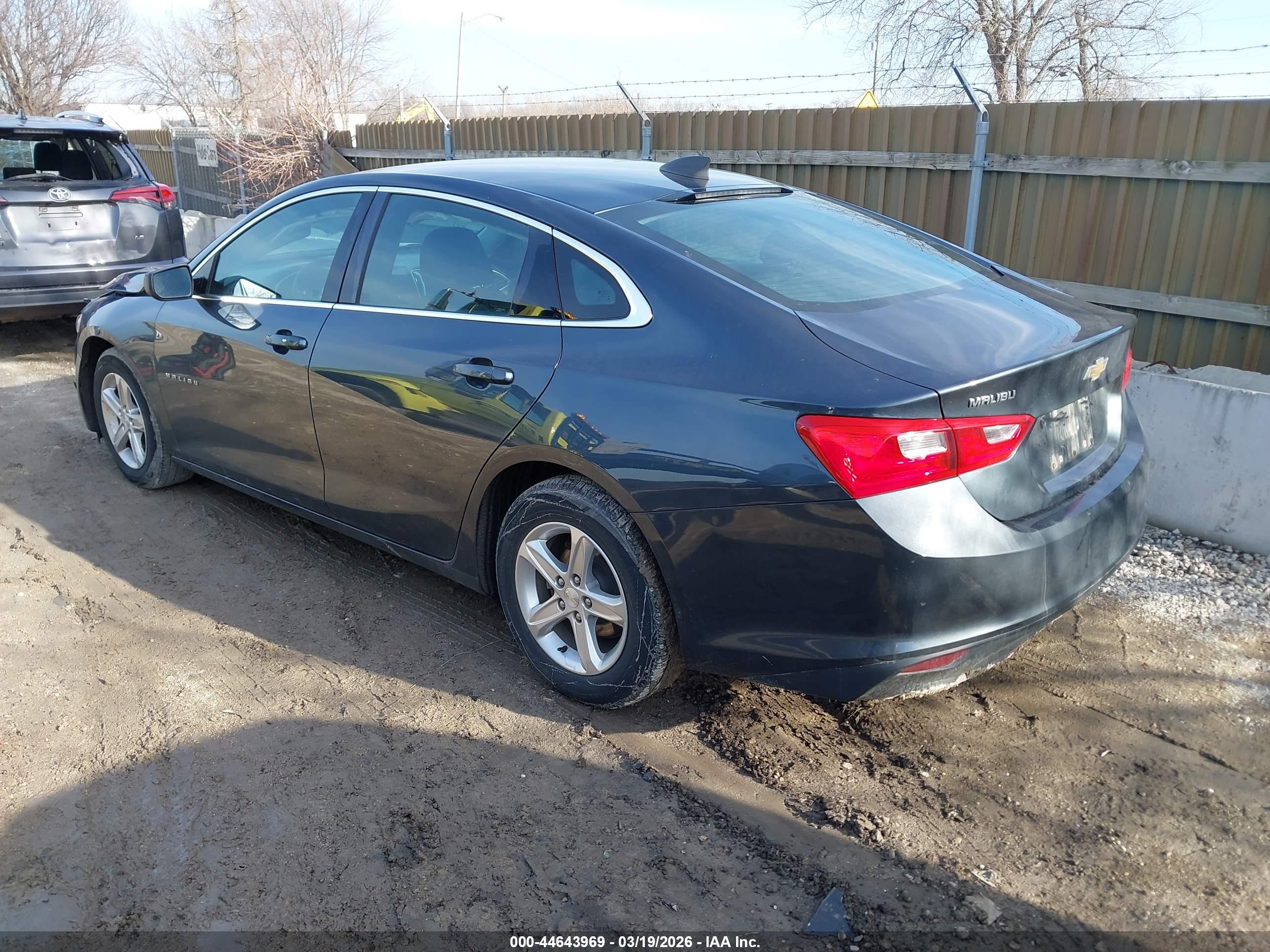 CHEVROLET MALIBU image 3