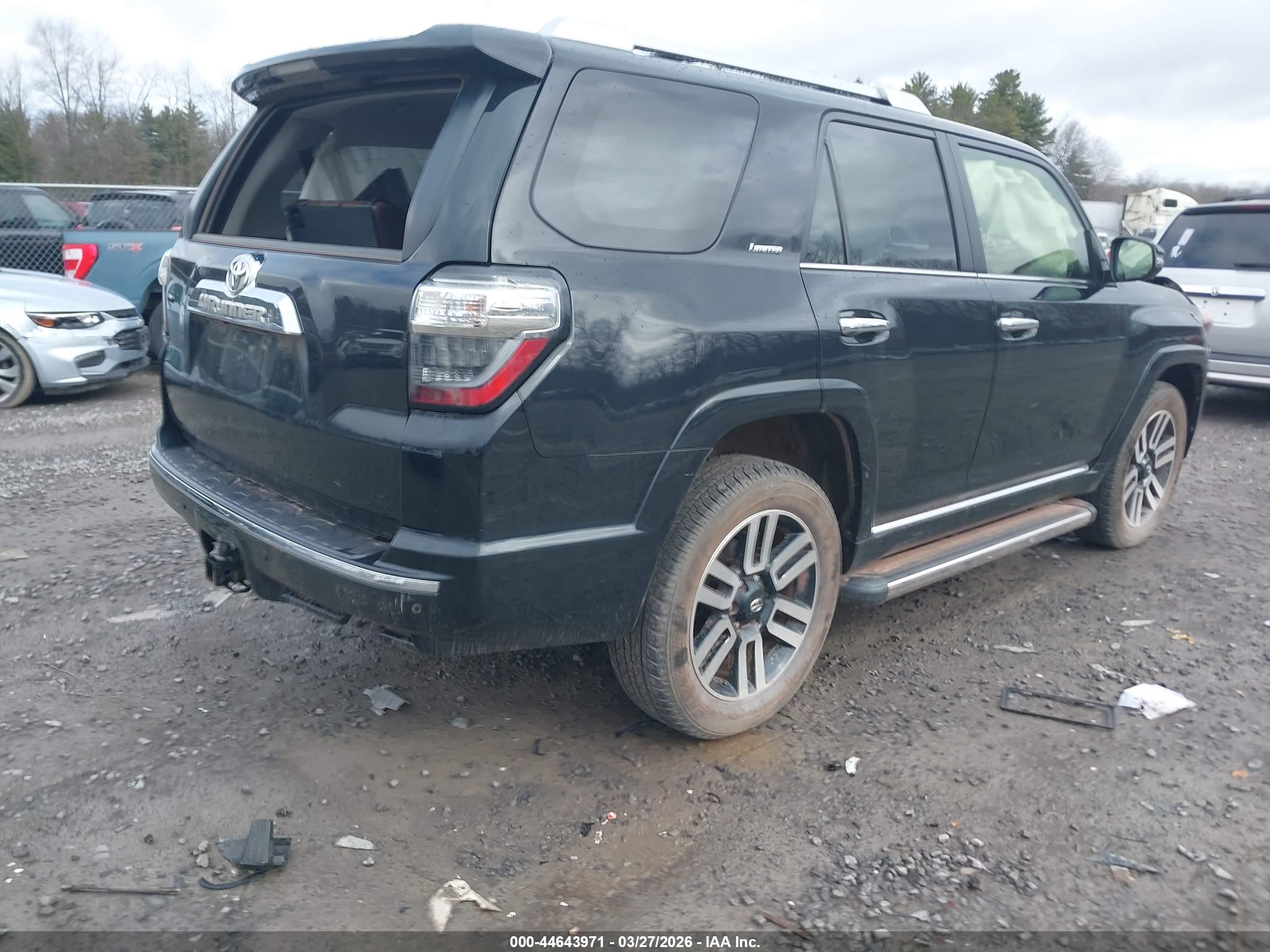 TOYOTA 4RUNNER image 4