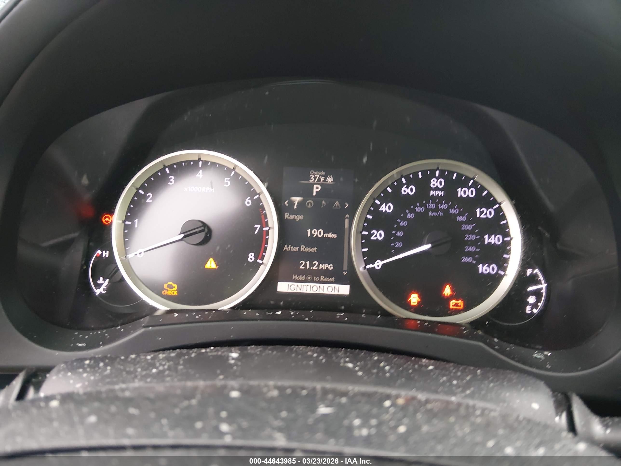 LEXUS IS image 7