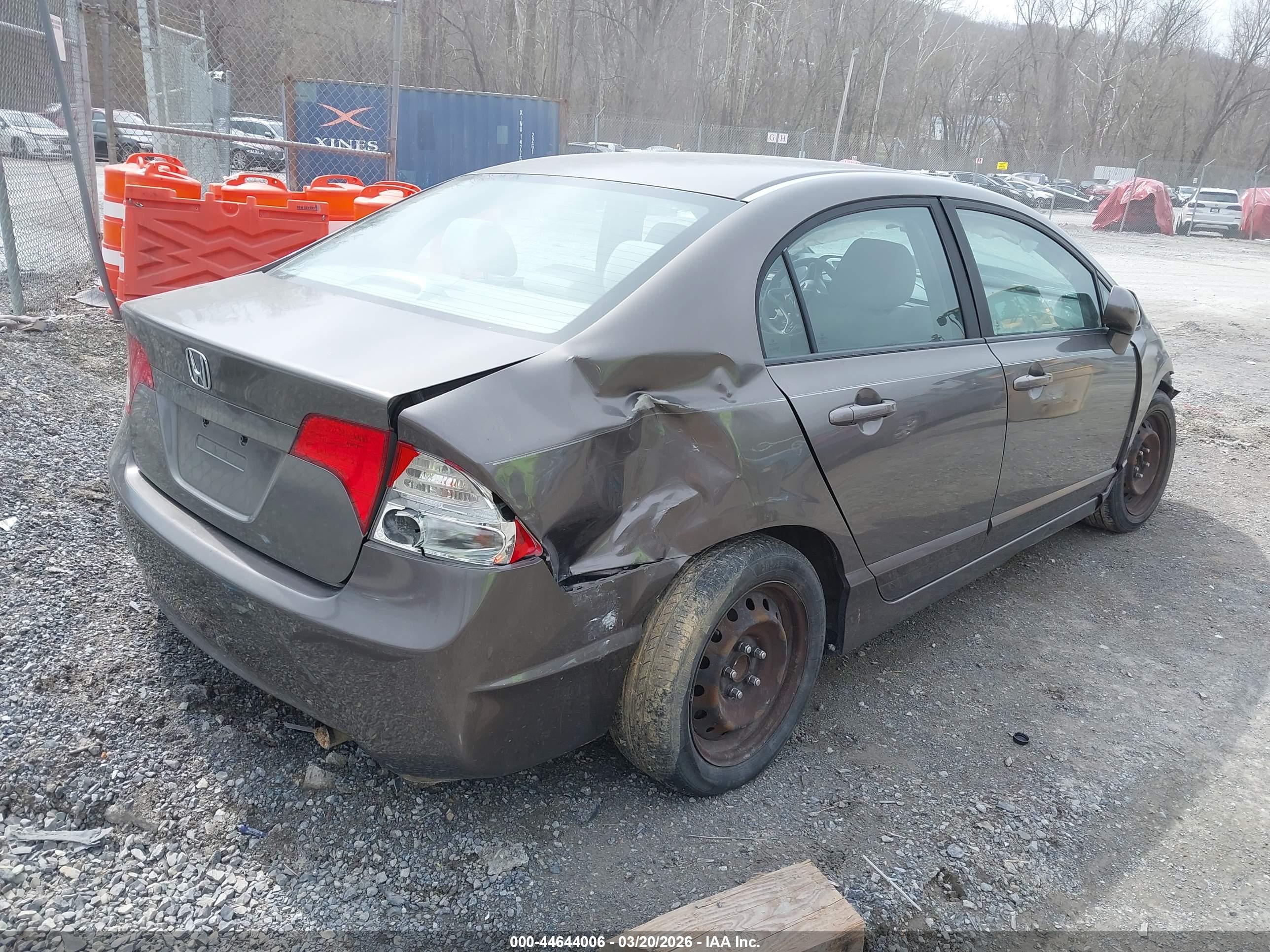 HONDA CIVIC image 4