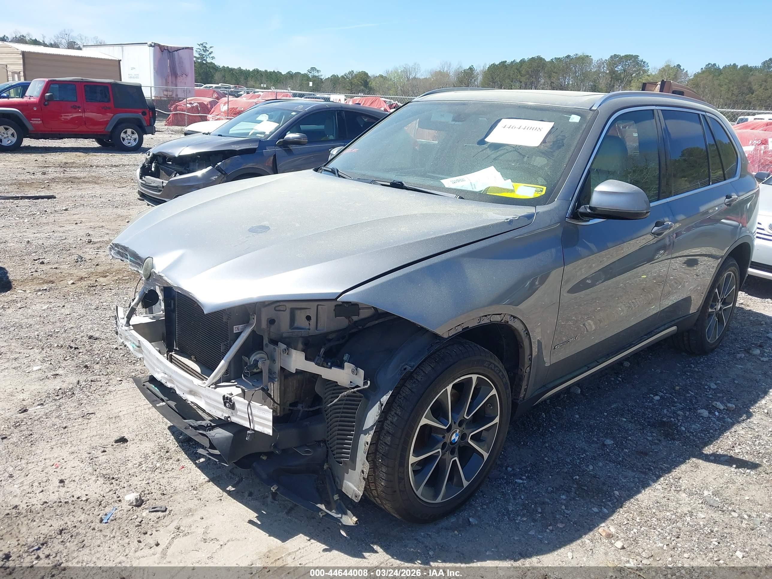 BMW X5 image 2