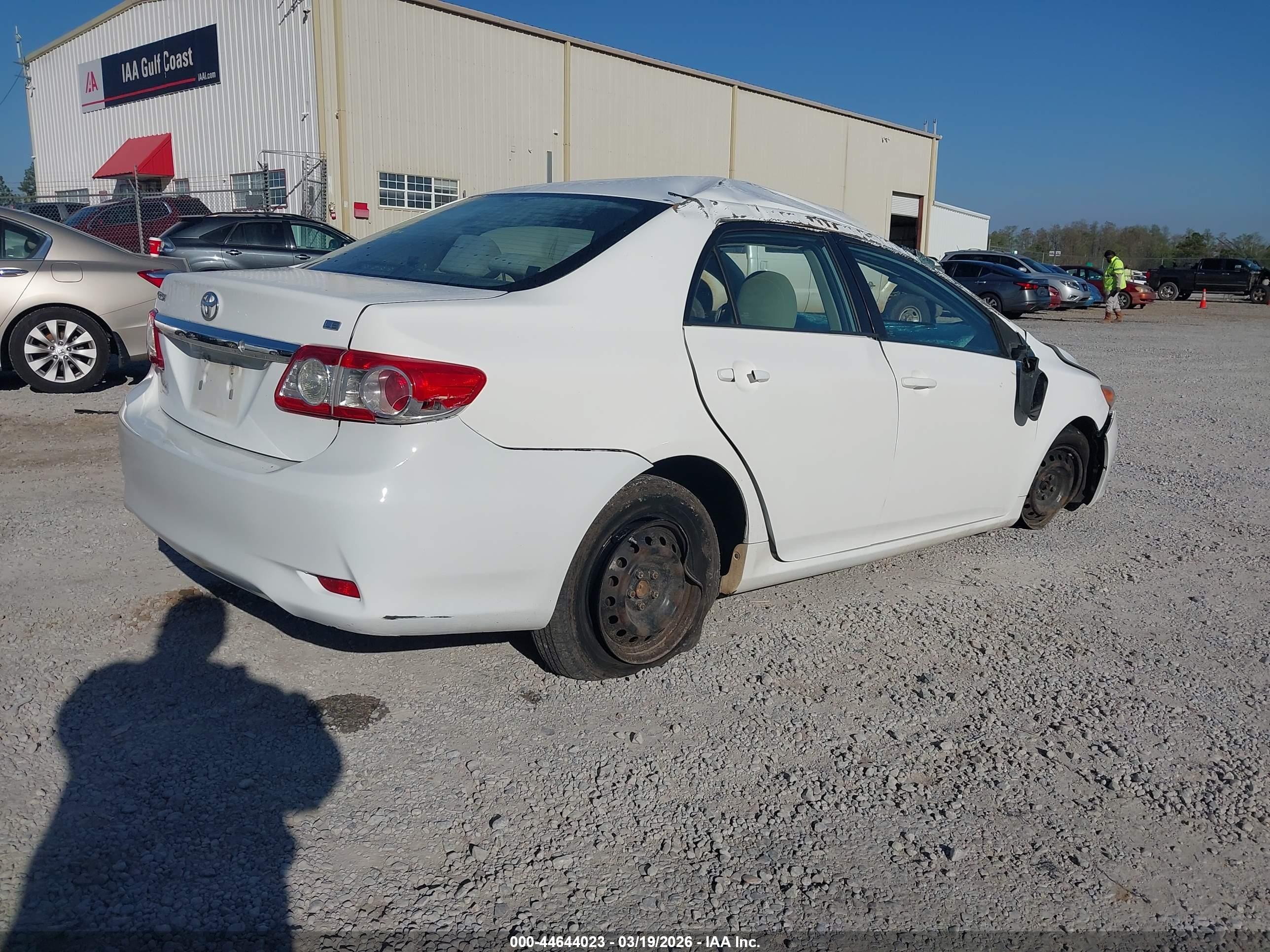 TOYOTA COROLLA image 4