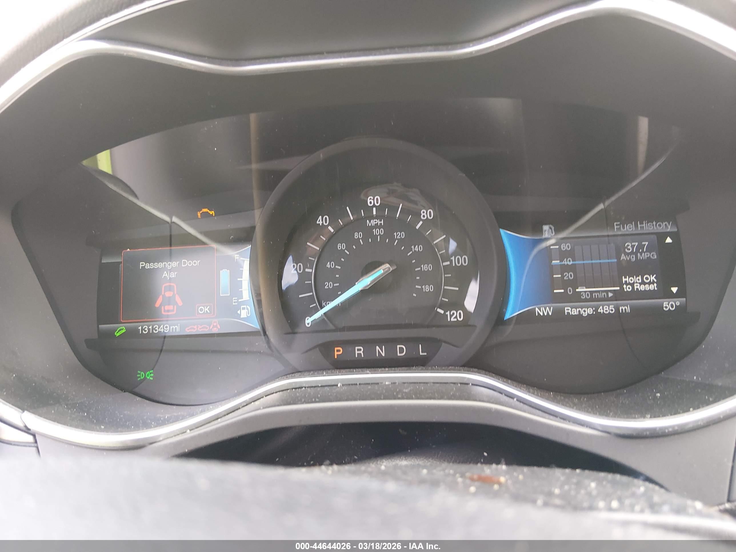 FORD FUSION image 7