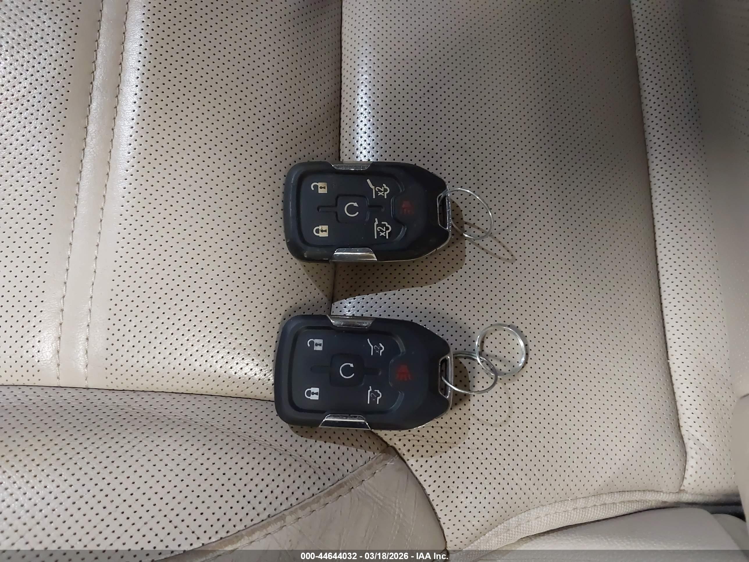 GMC YUKON image 11