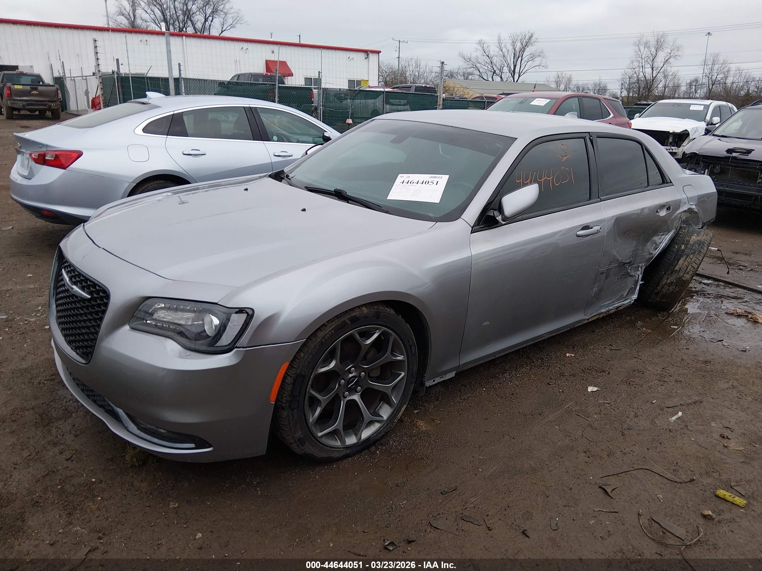 CHRYSLER 300 image 2