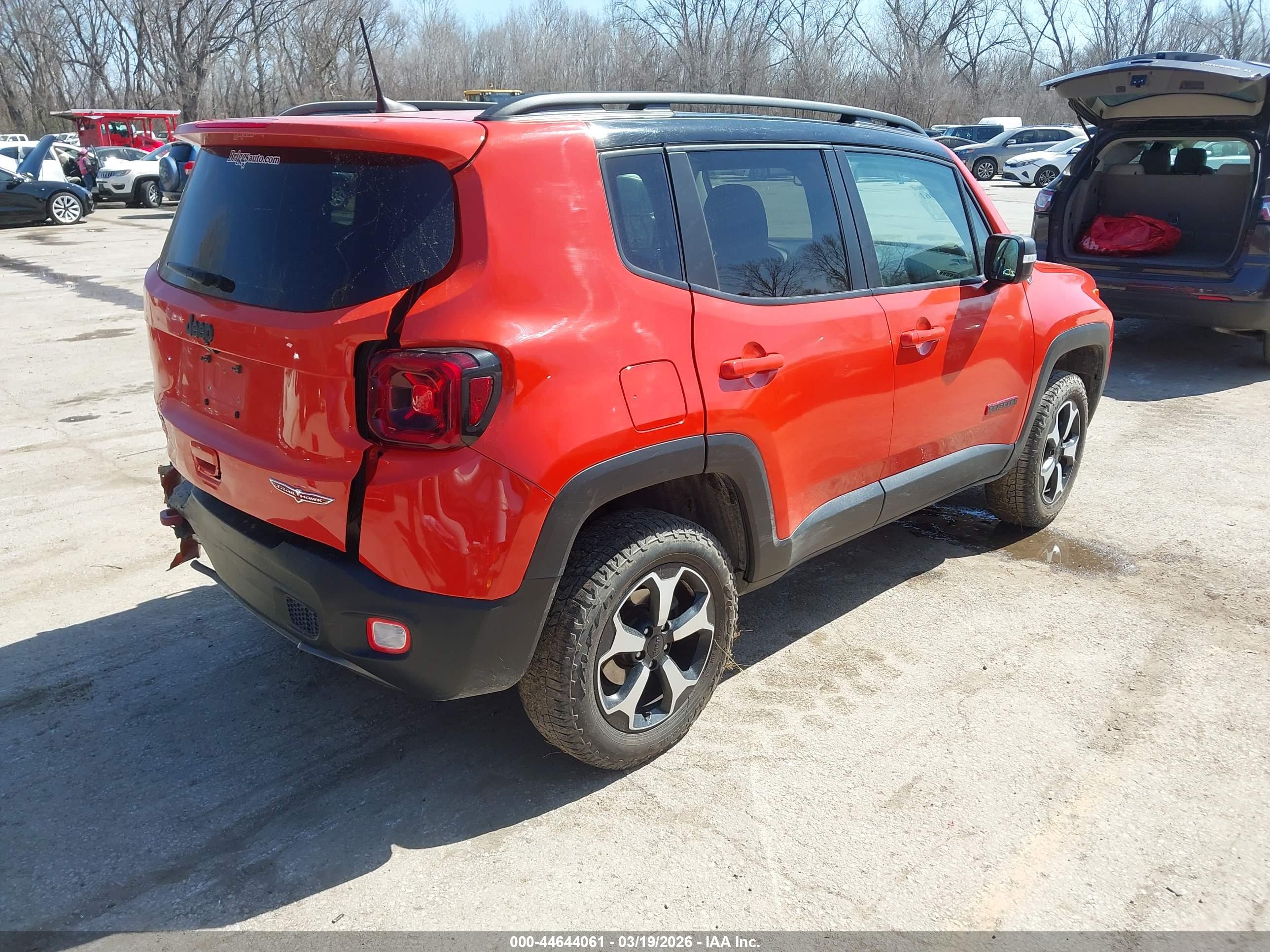 JEEP RENEGADE image 4