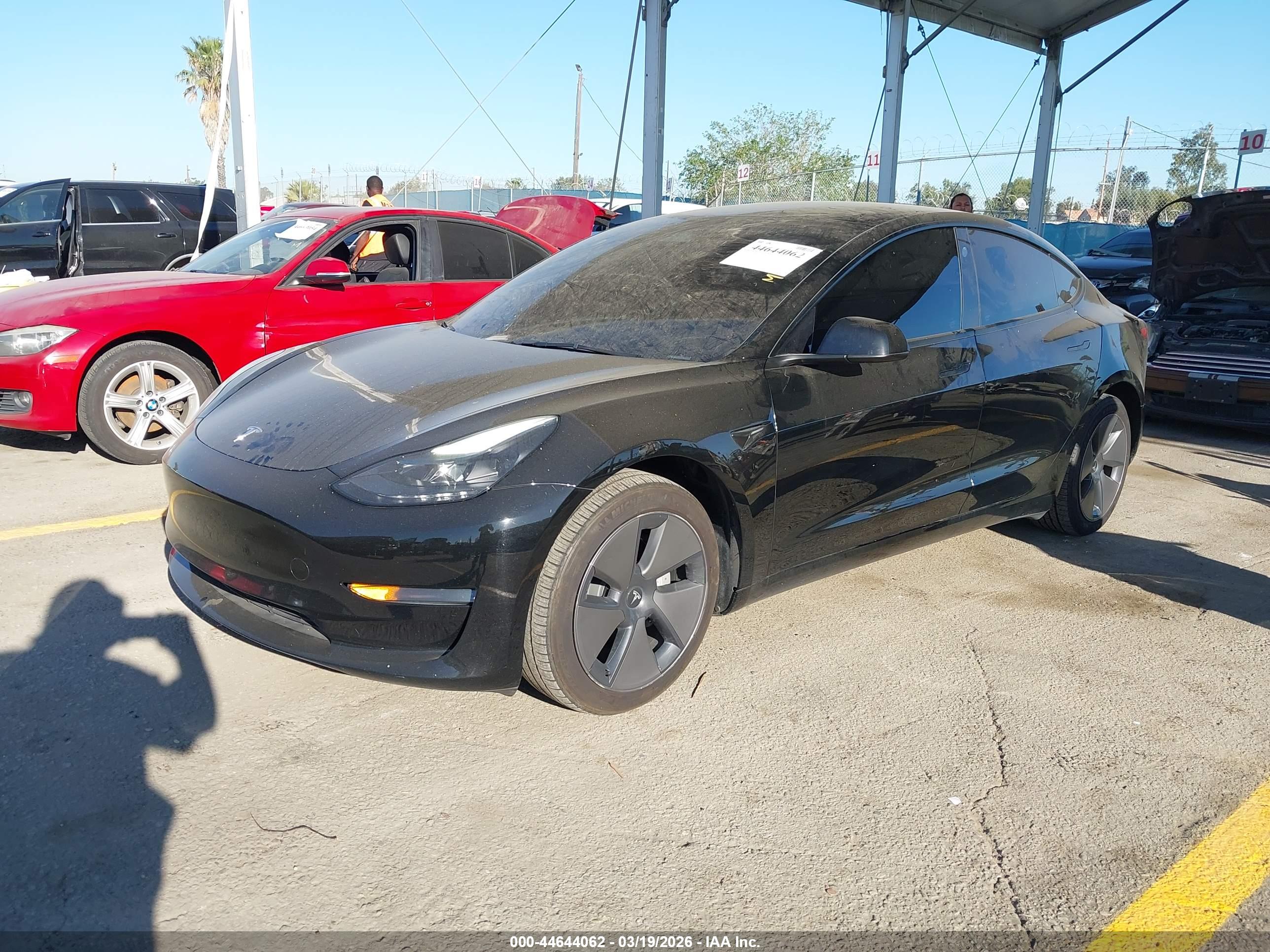 TESLA MODEL image 2
