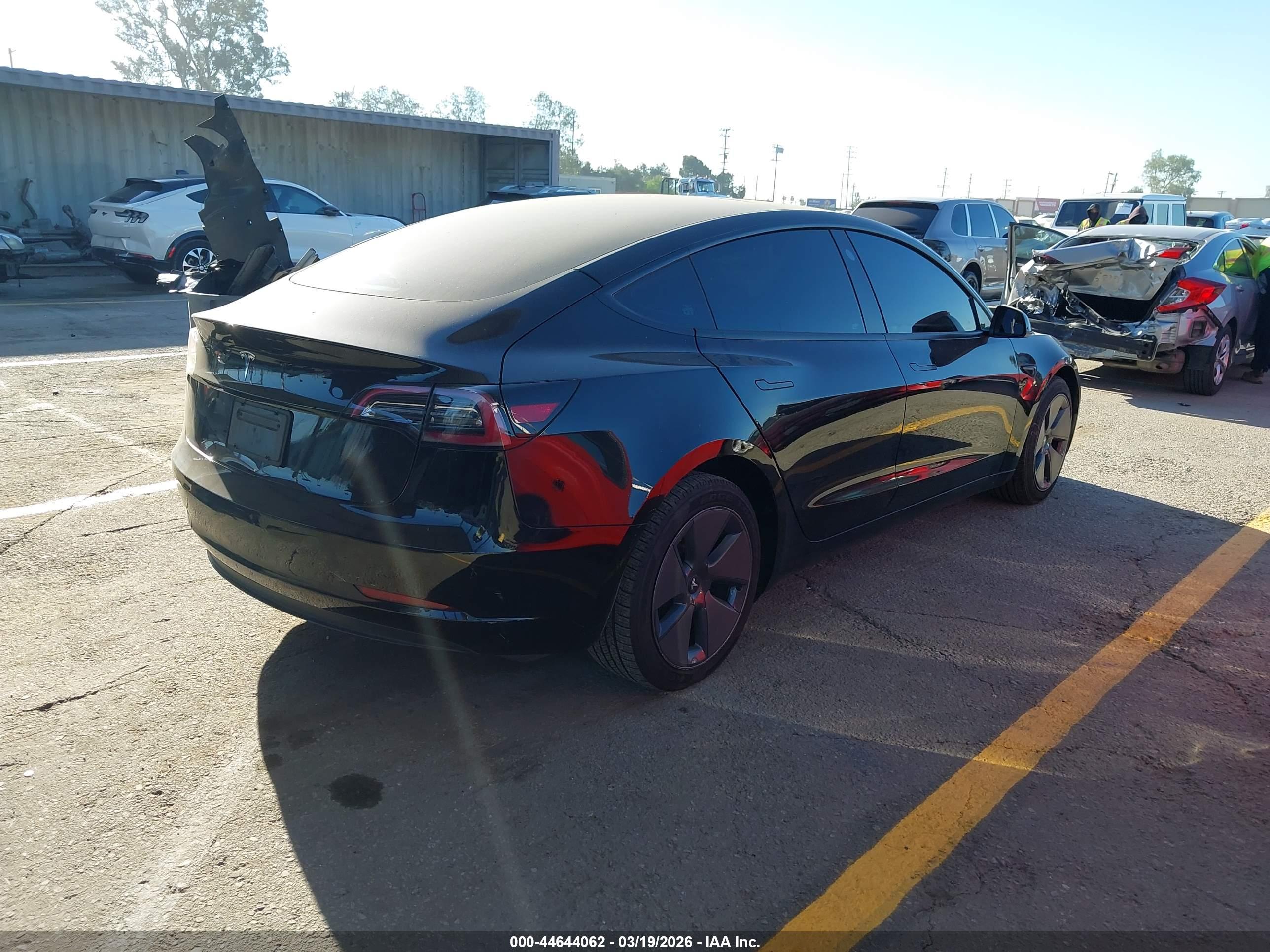 TESLA MODEL image 4
