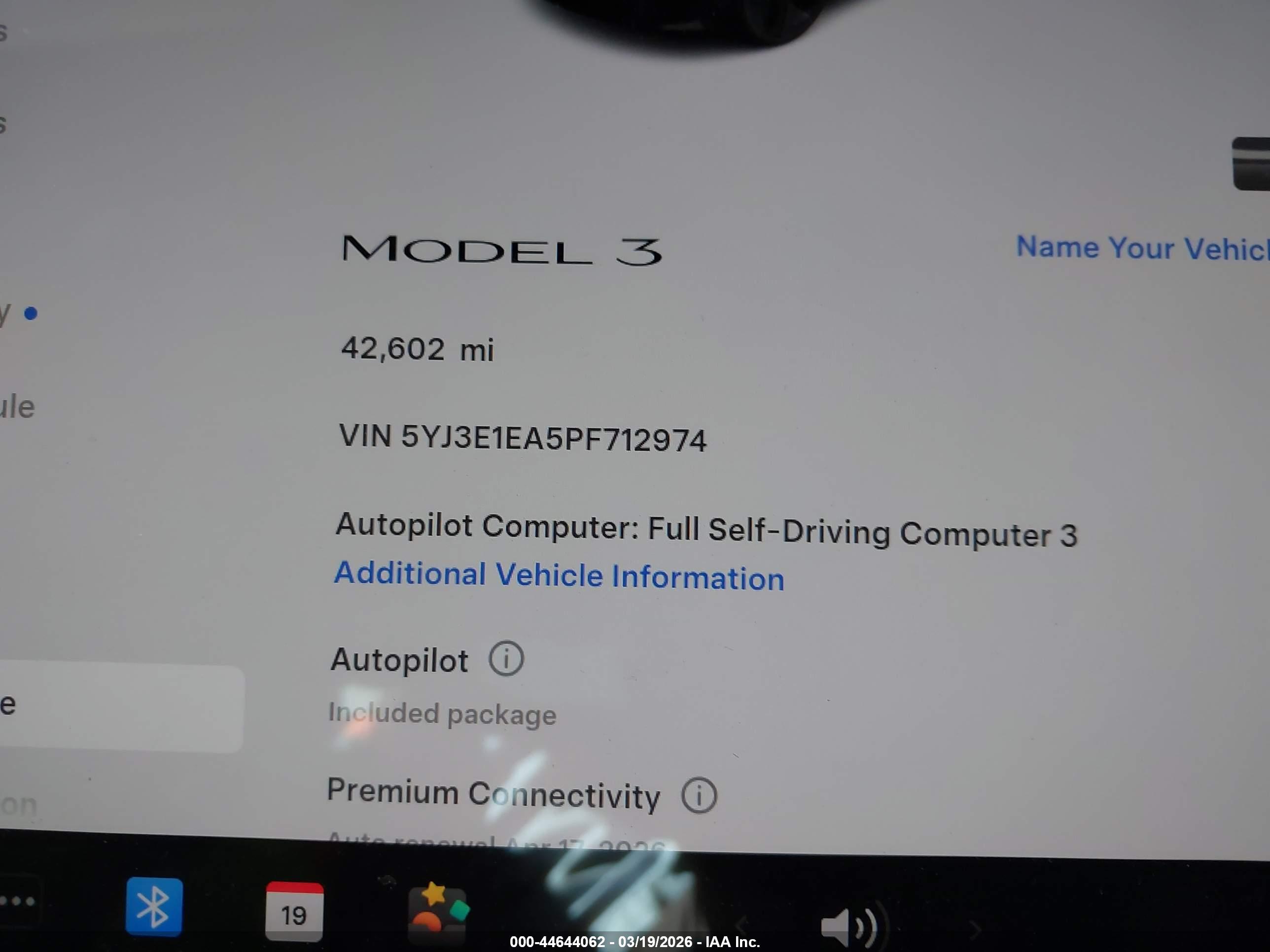 TESLA MODEL image 7