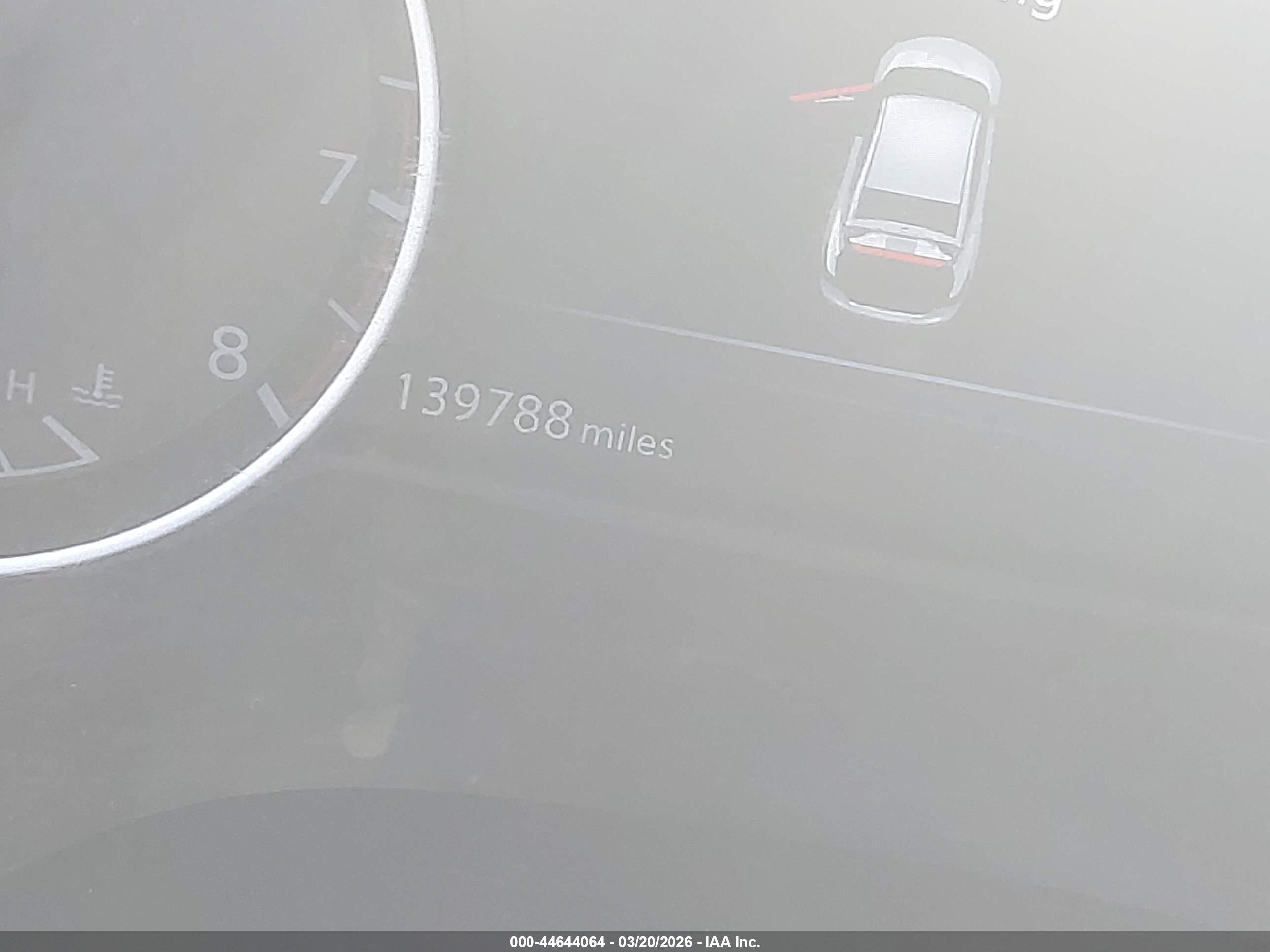 NISSAN MAXIMA image 7