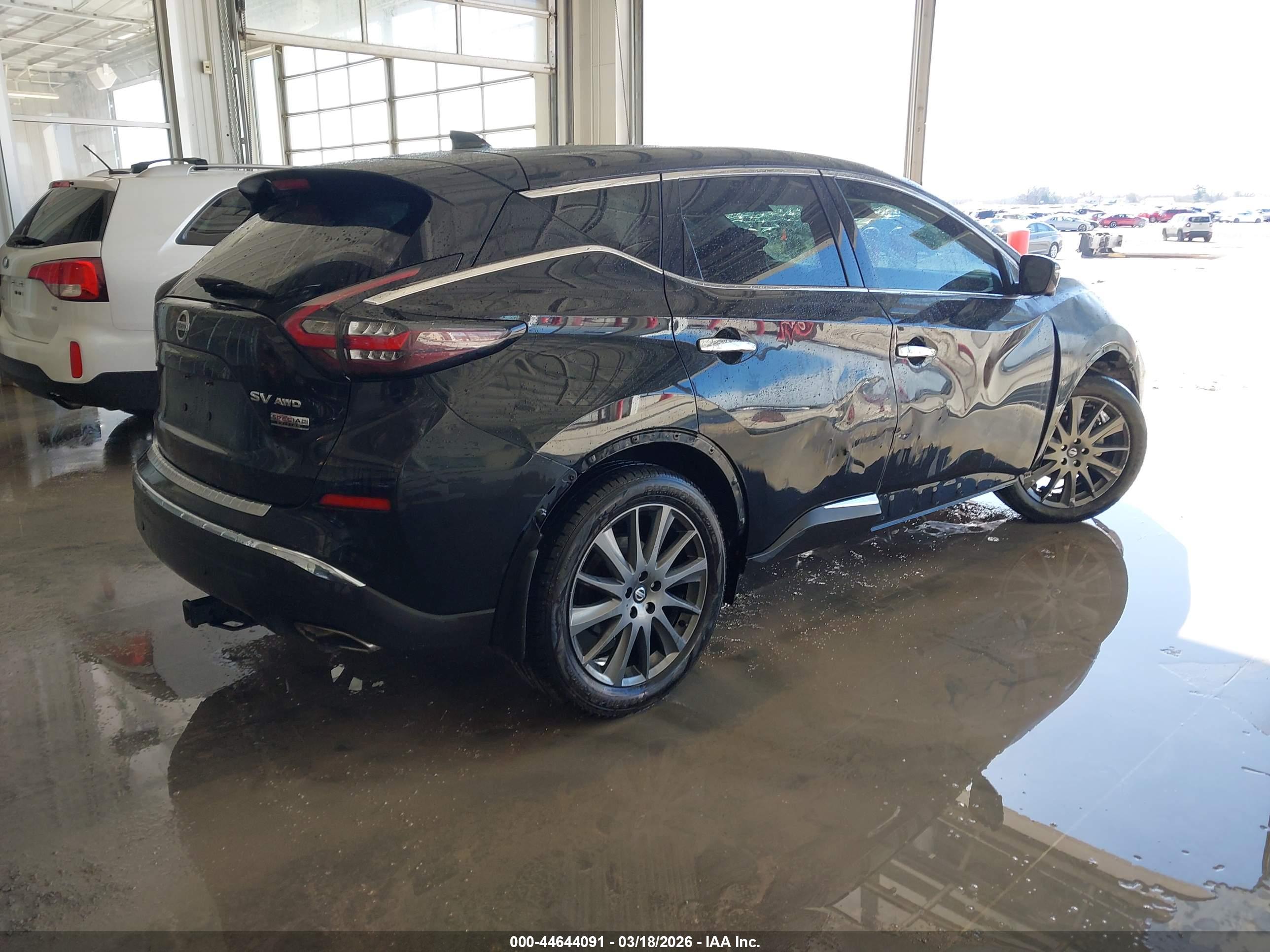 NISSAN MURANO image 4
