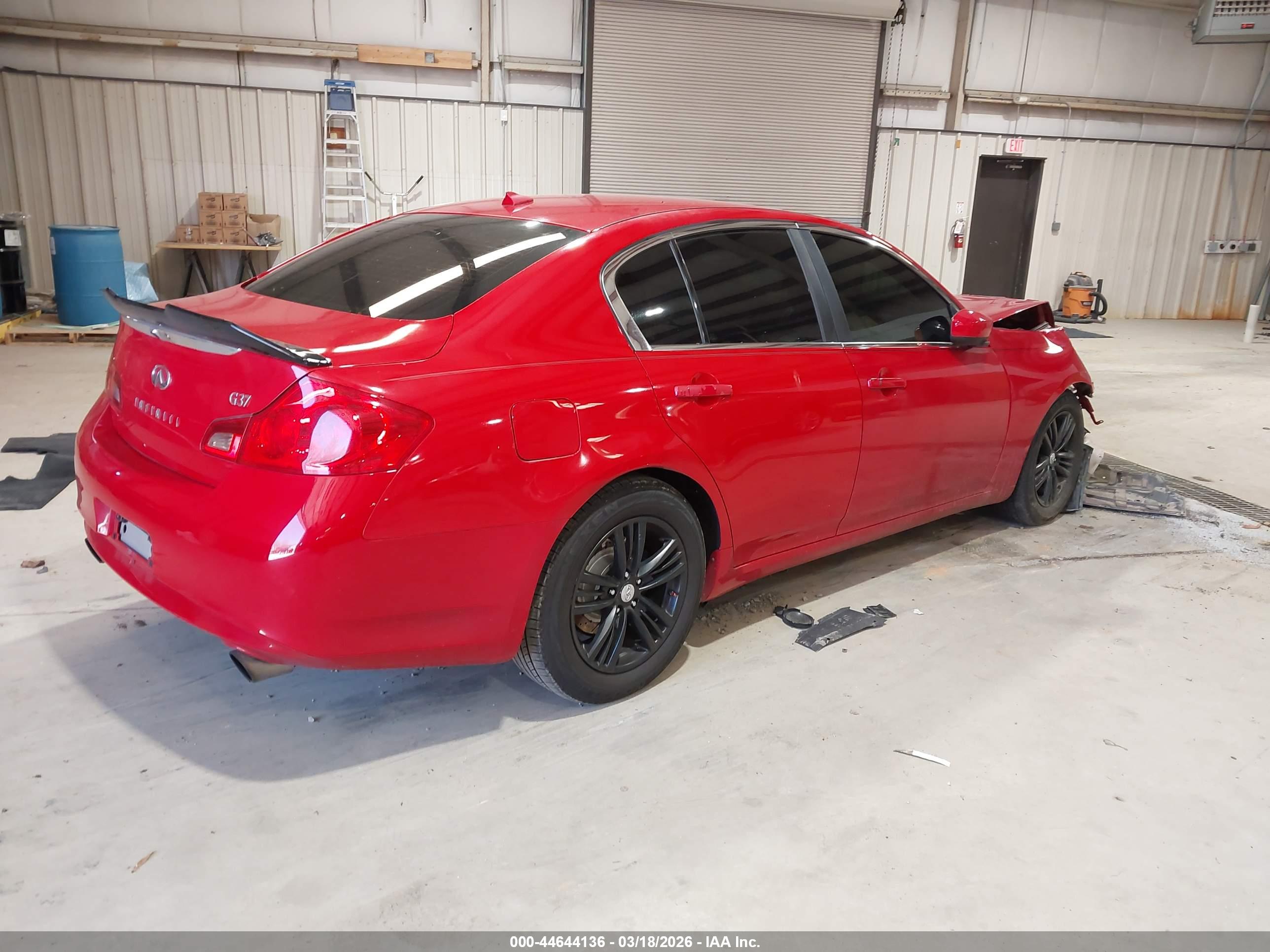 INFINITI G37 image 4