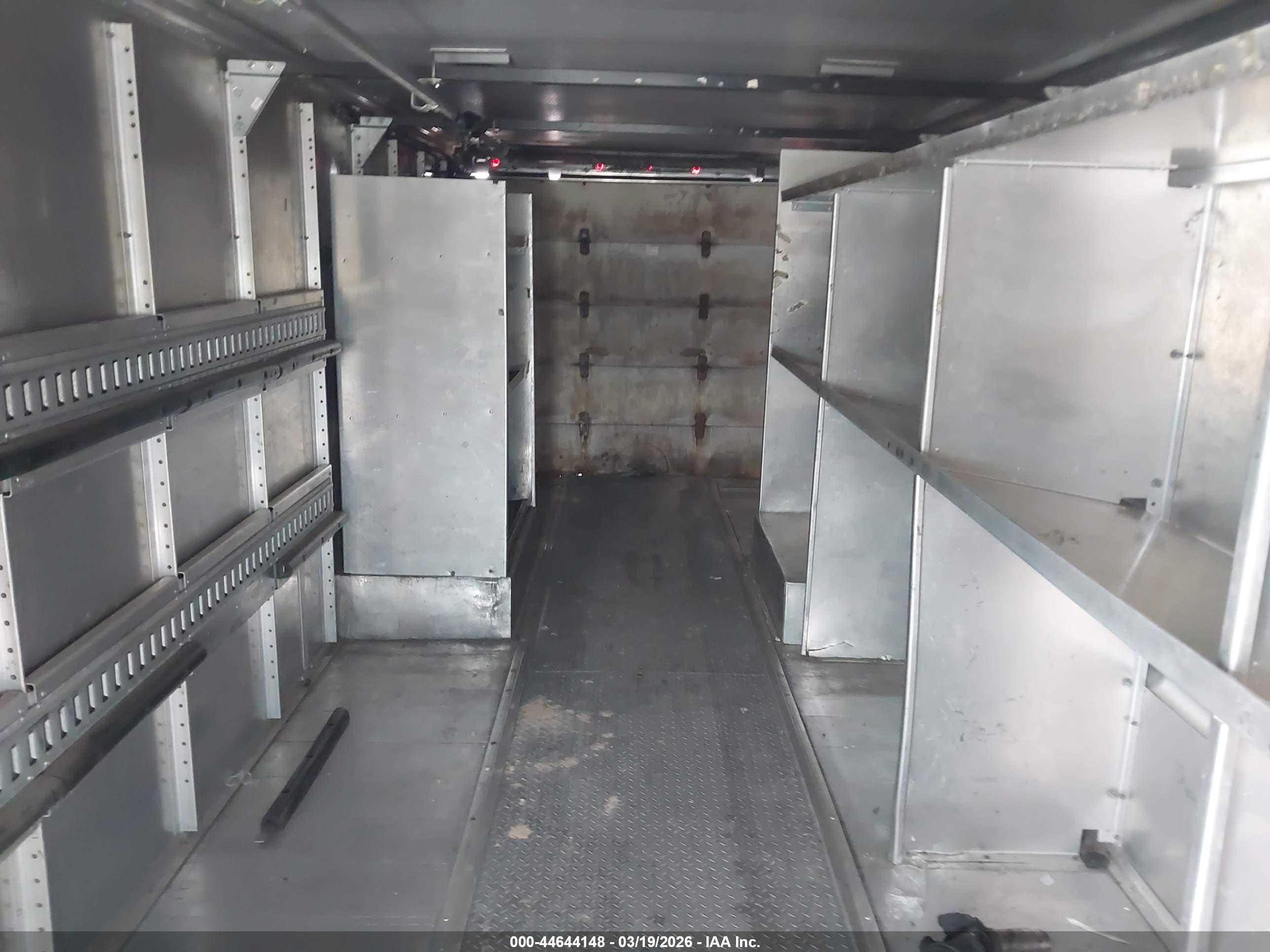 FREIGHTLINER CHASSIS image 7