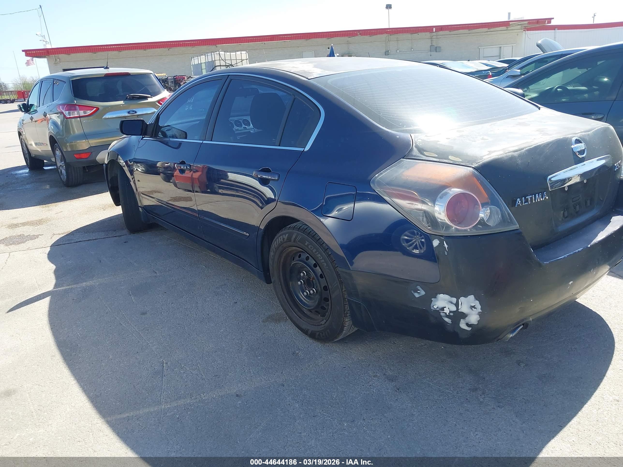 NISSAN ALTIMA image 3