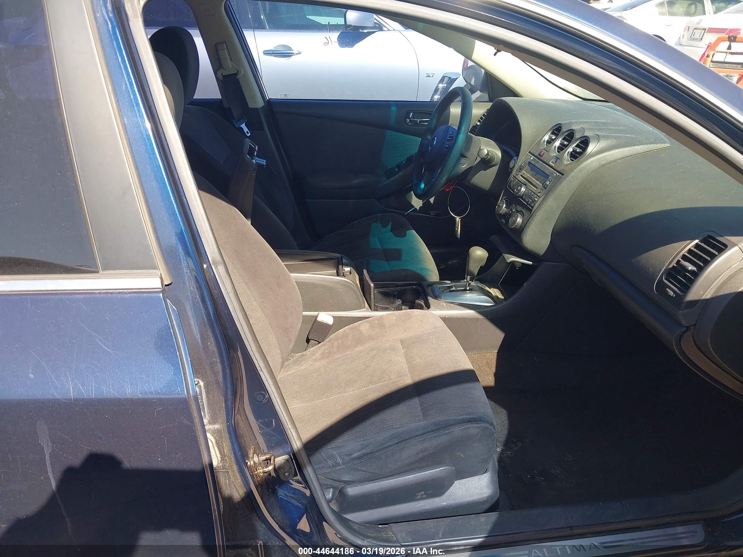 NISSAN ALTIMA image 5