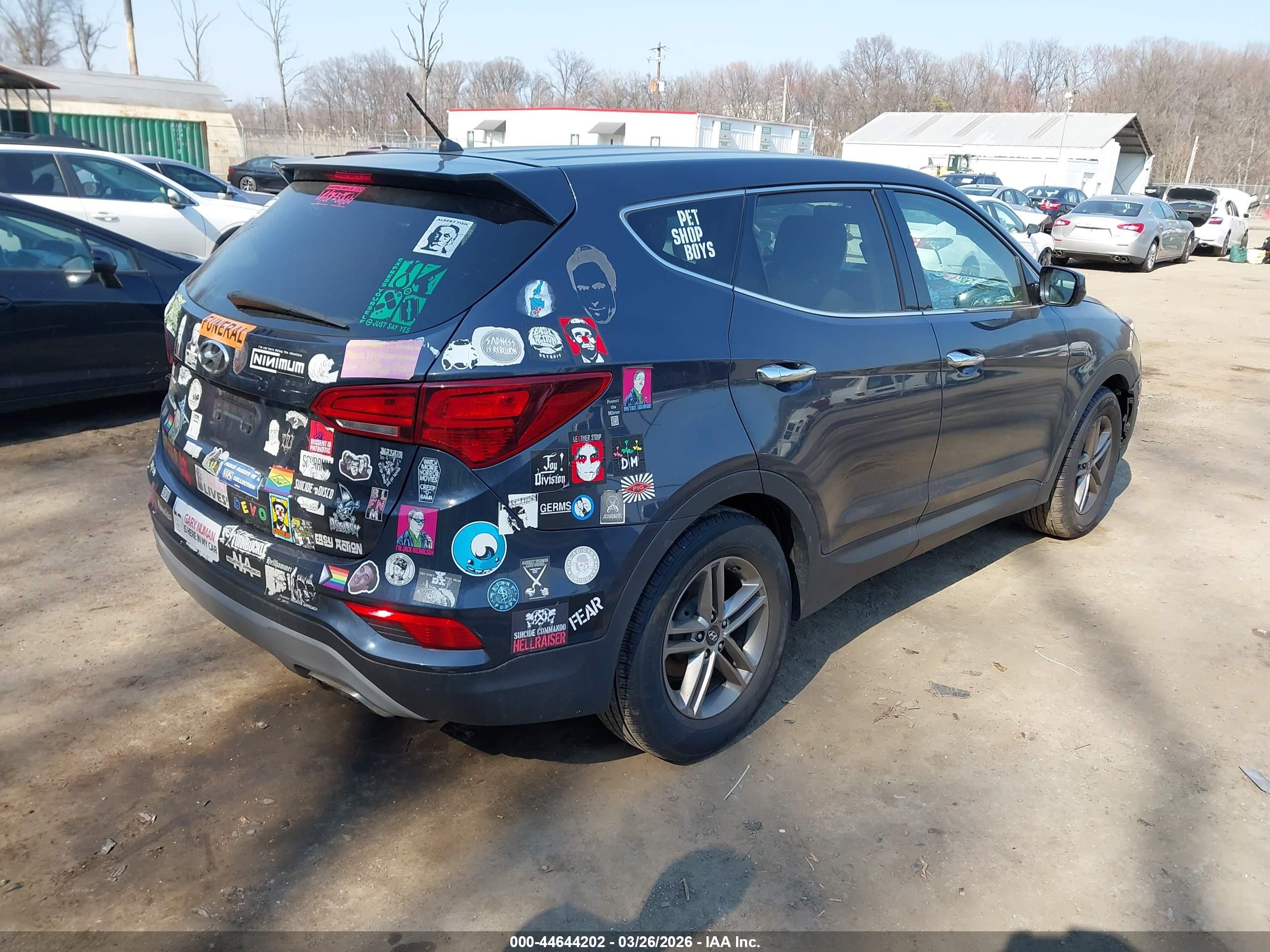 HYUNDAI SANTA image 4