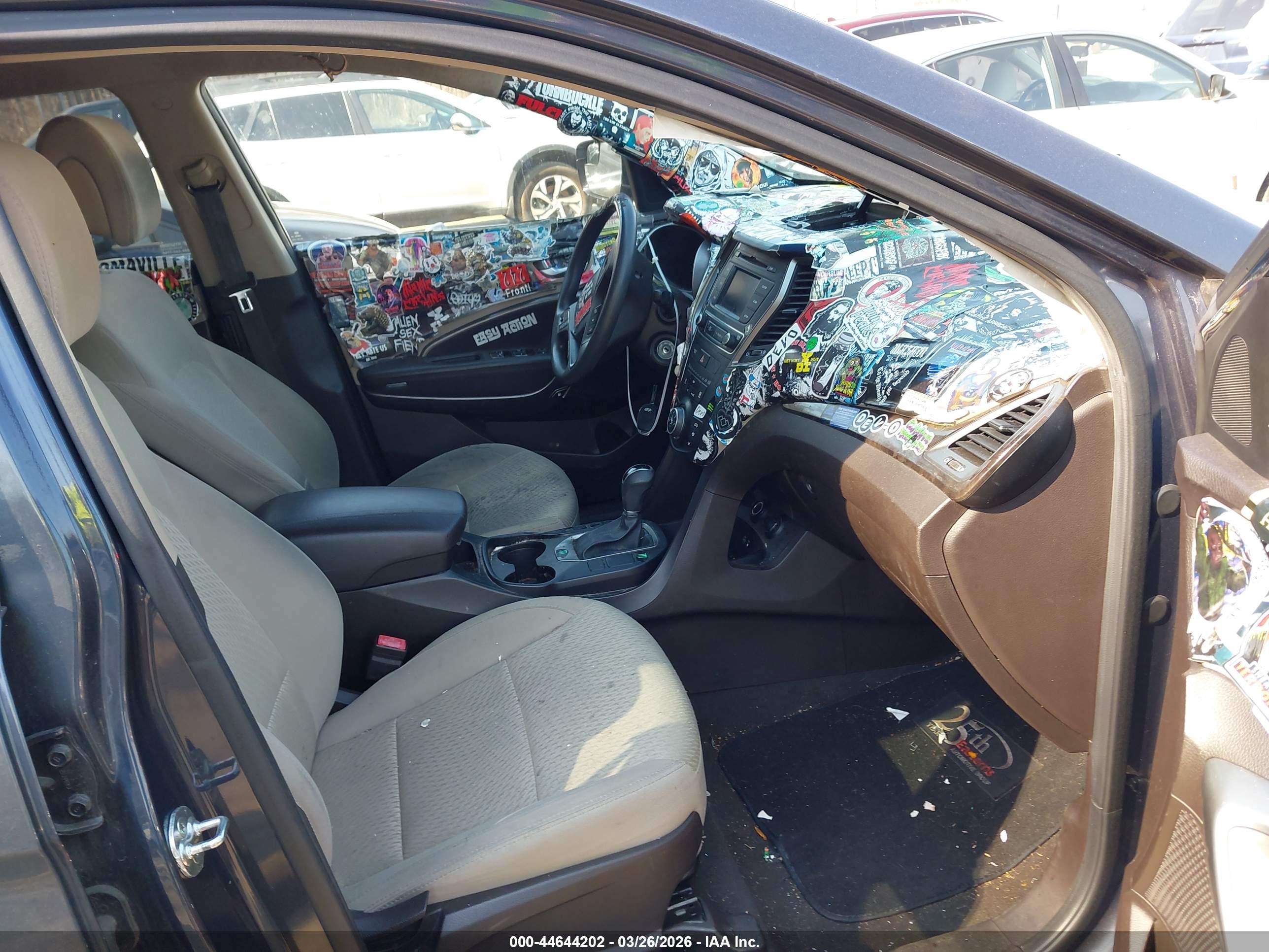 HYUNDAI SANTA image 5