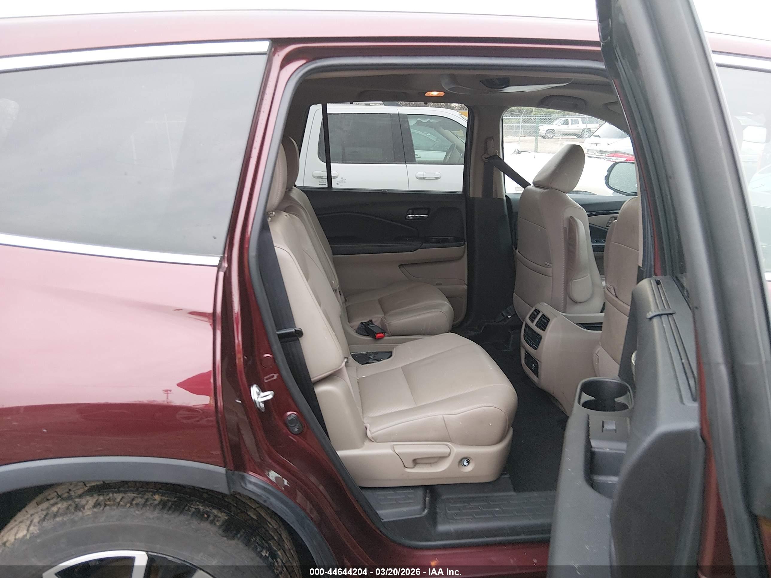 HONDA PILOT image 8