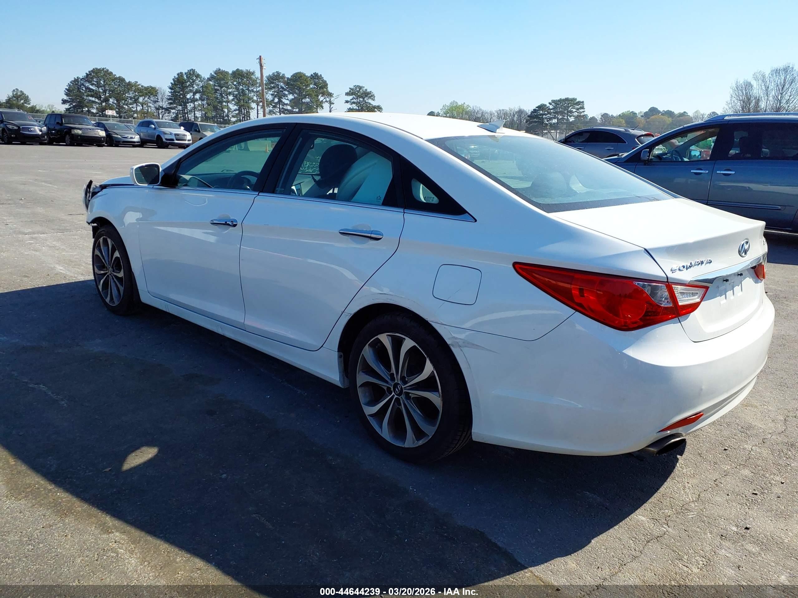 HYUNDAI SONATA image 3