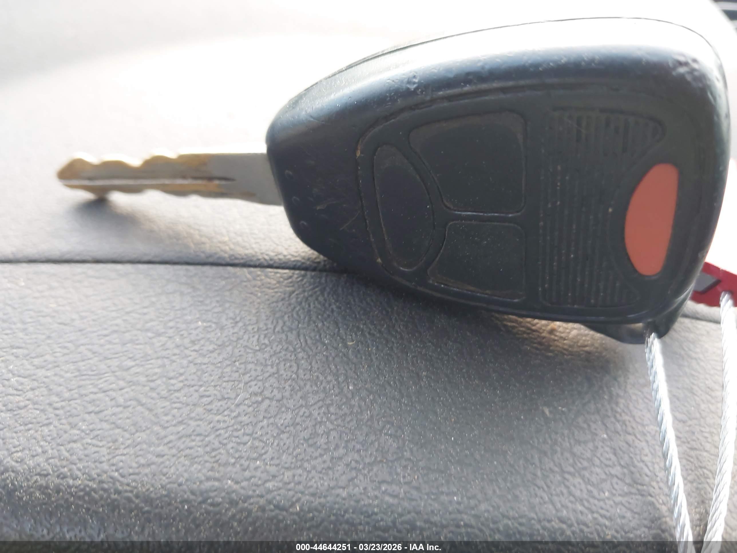 JEEP LIBERTY image 11
