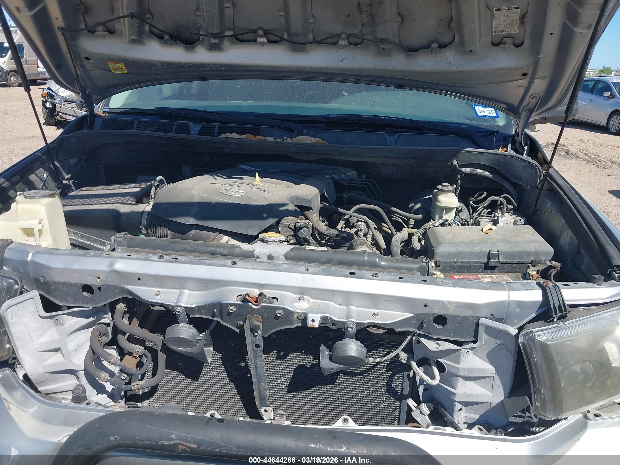 TOYOTA TUNDRA image 10