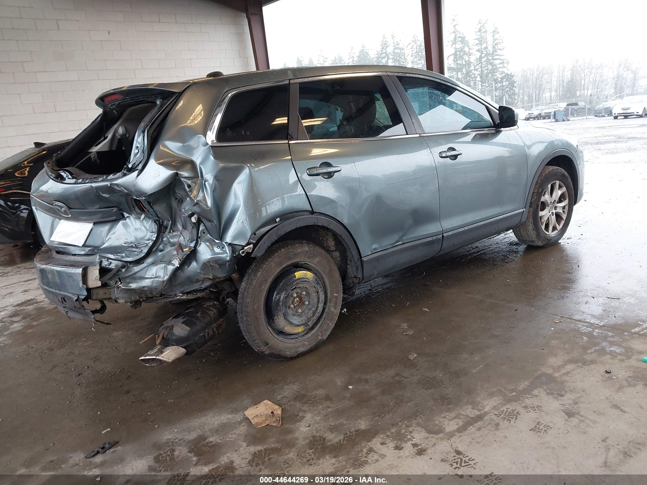 MAZDA CX-9 image 4