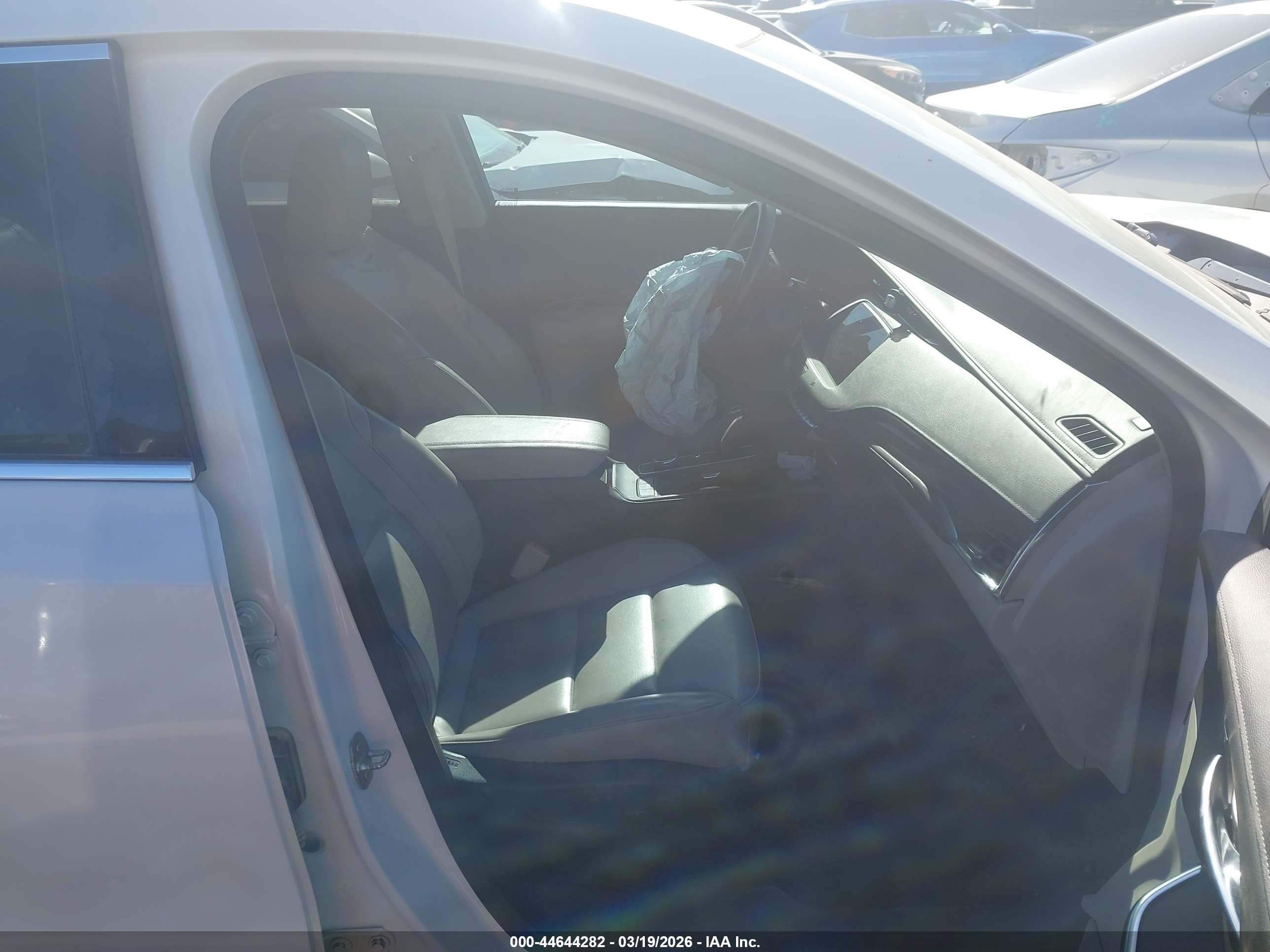 CADILLAC XT4 image 5