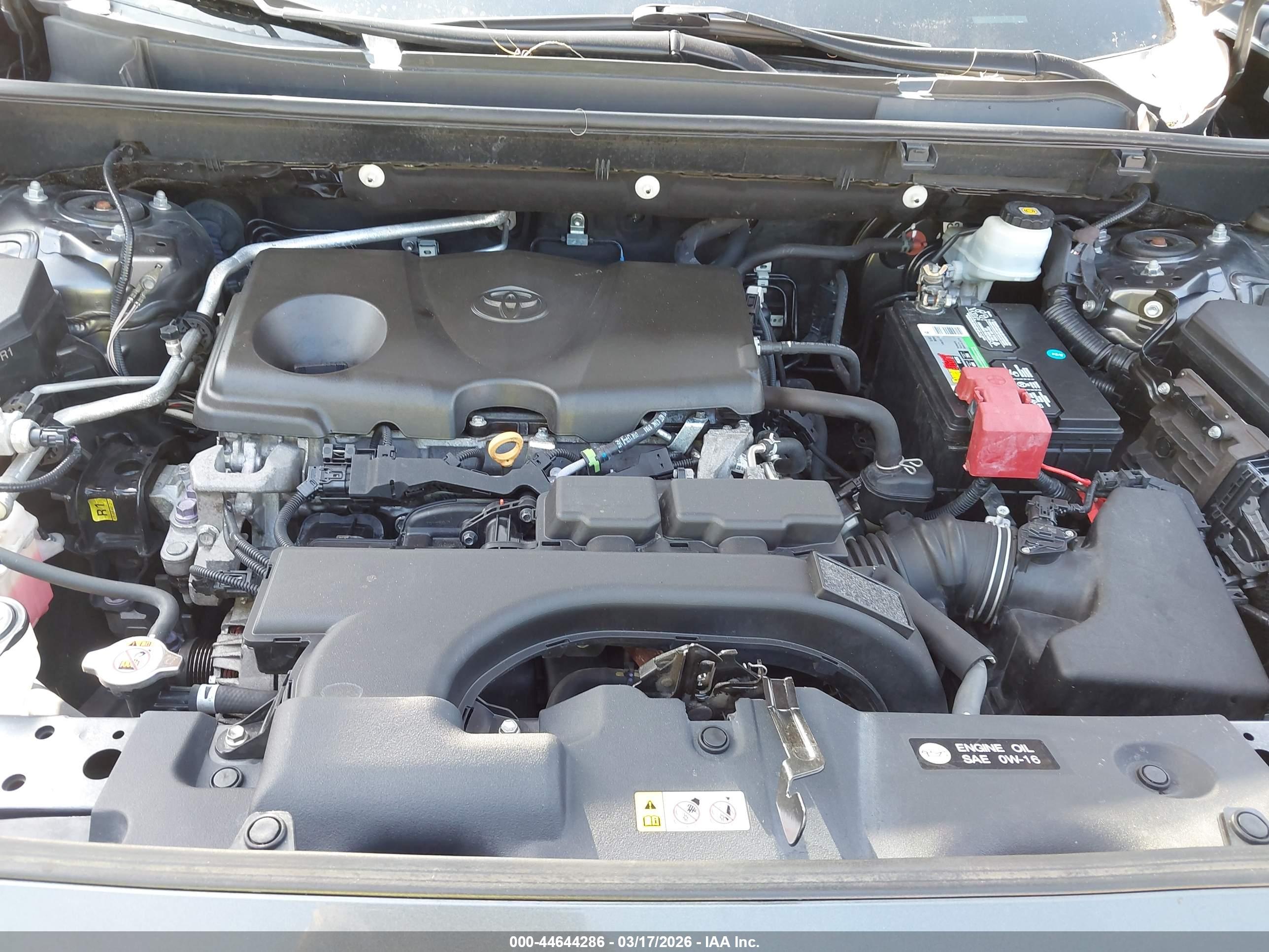 TOYOTA RAV4 image 10