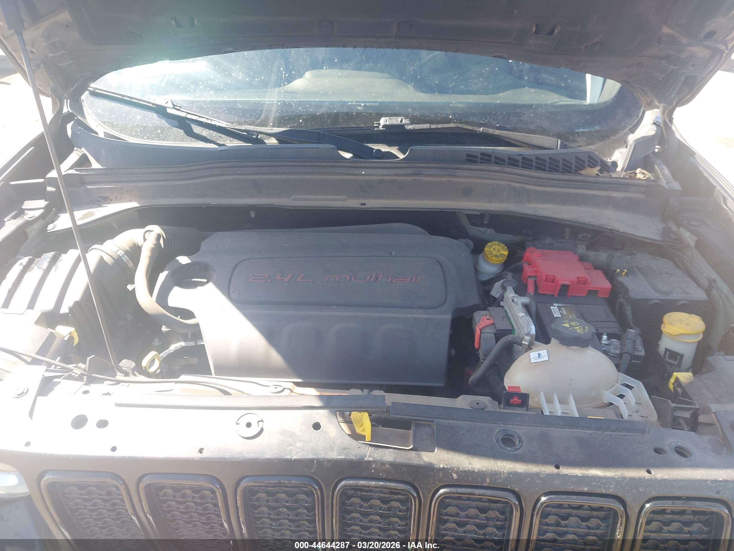 JEEP RENEGADE image 10