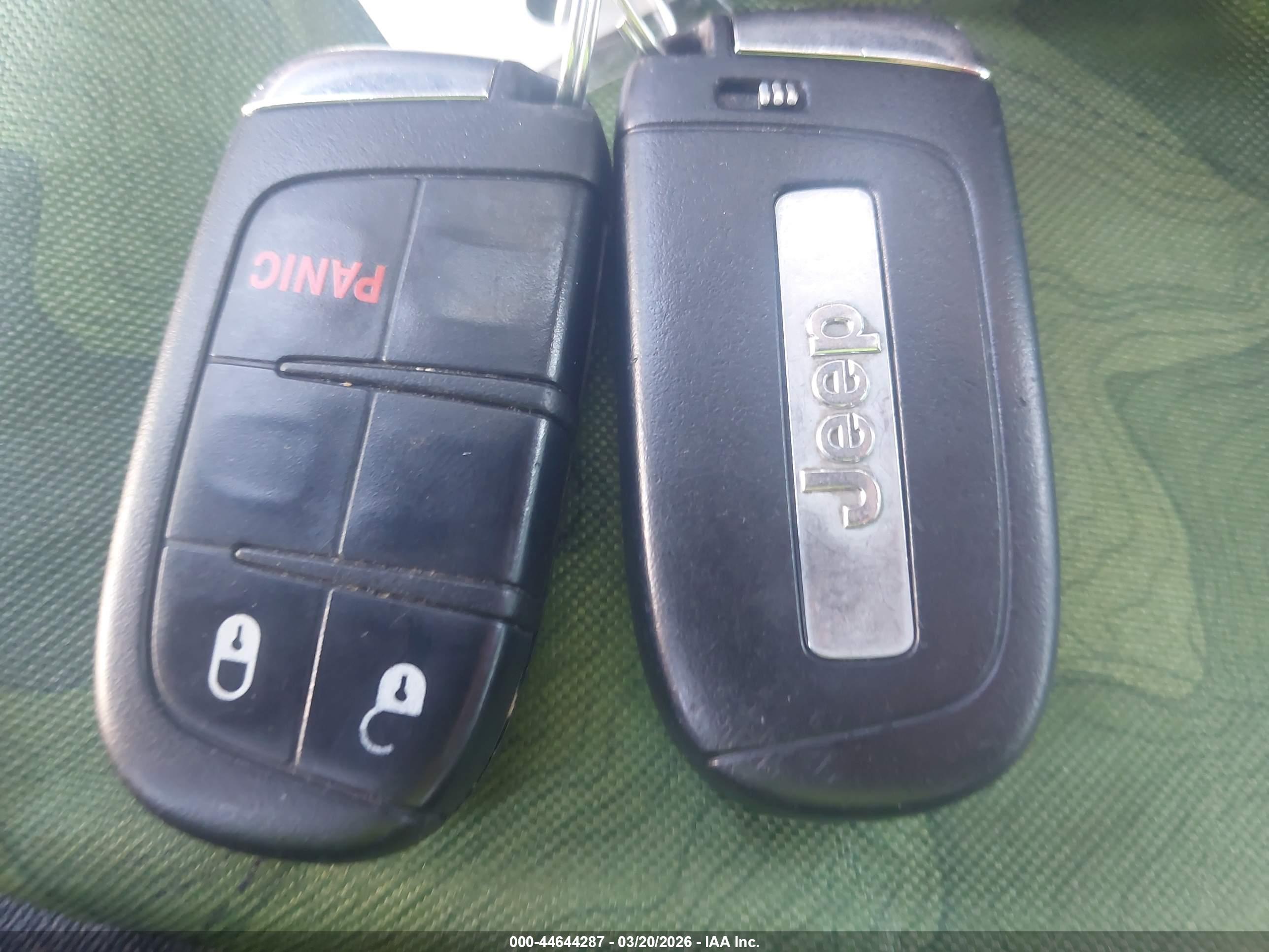 JEEP RENEGADE image 11