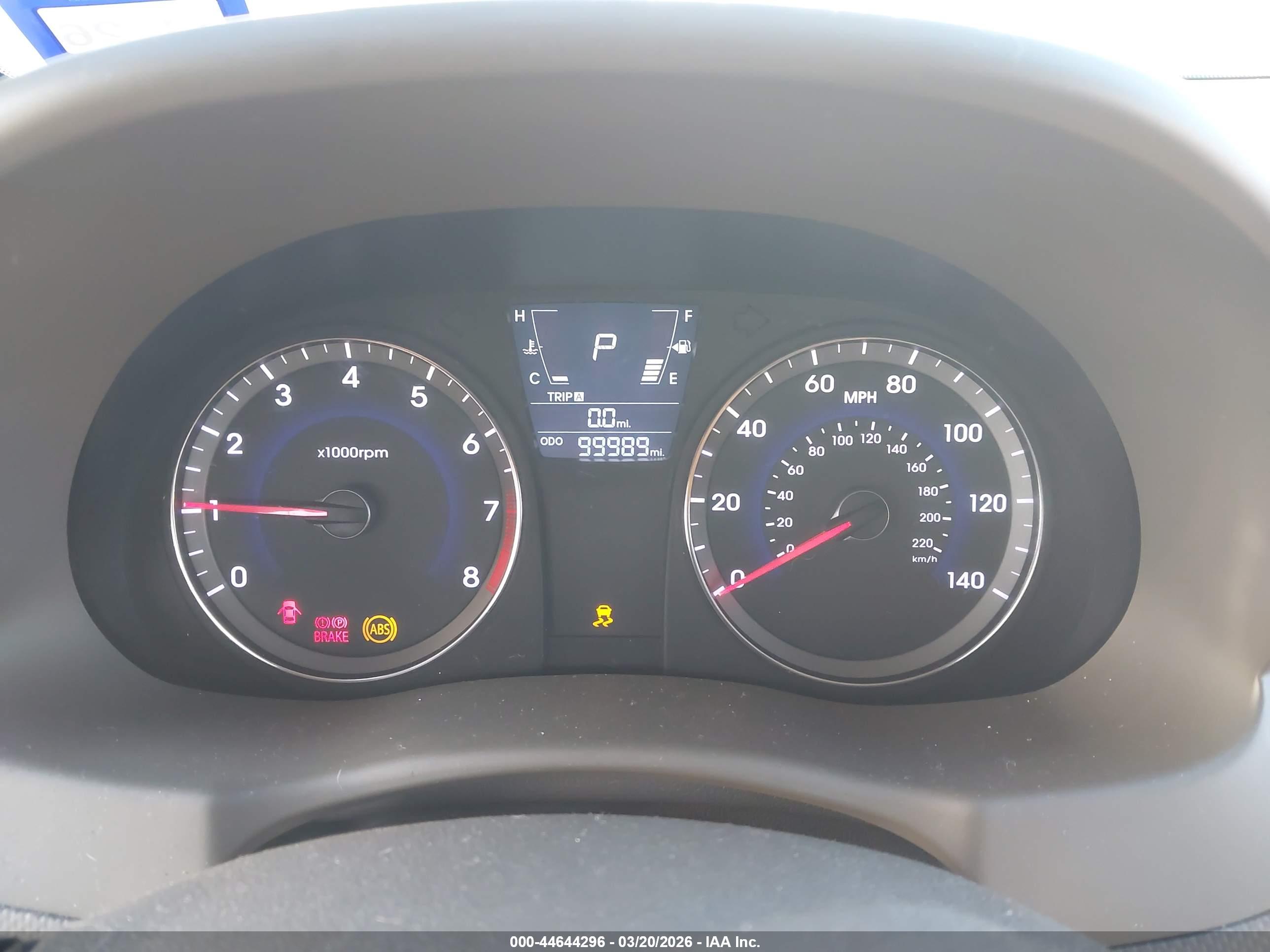 HYUNDAI ACCENT image 7