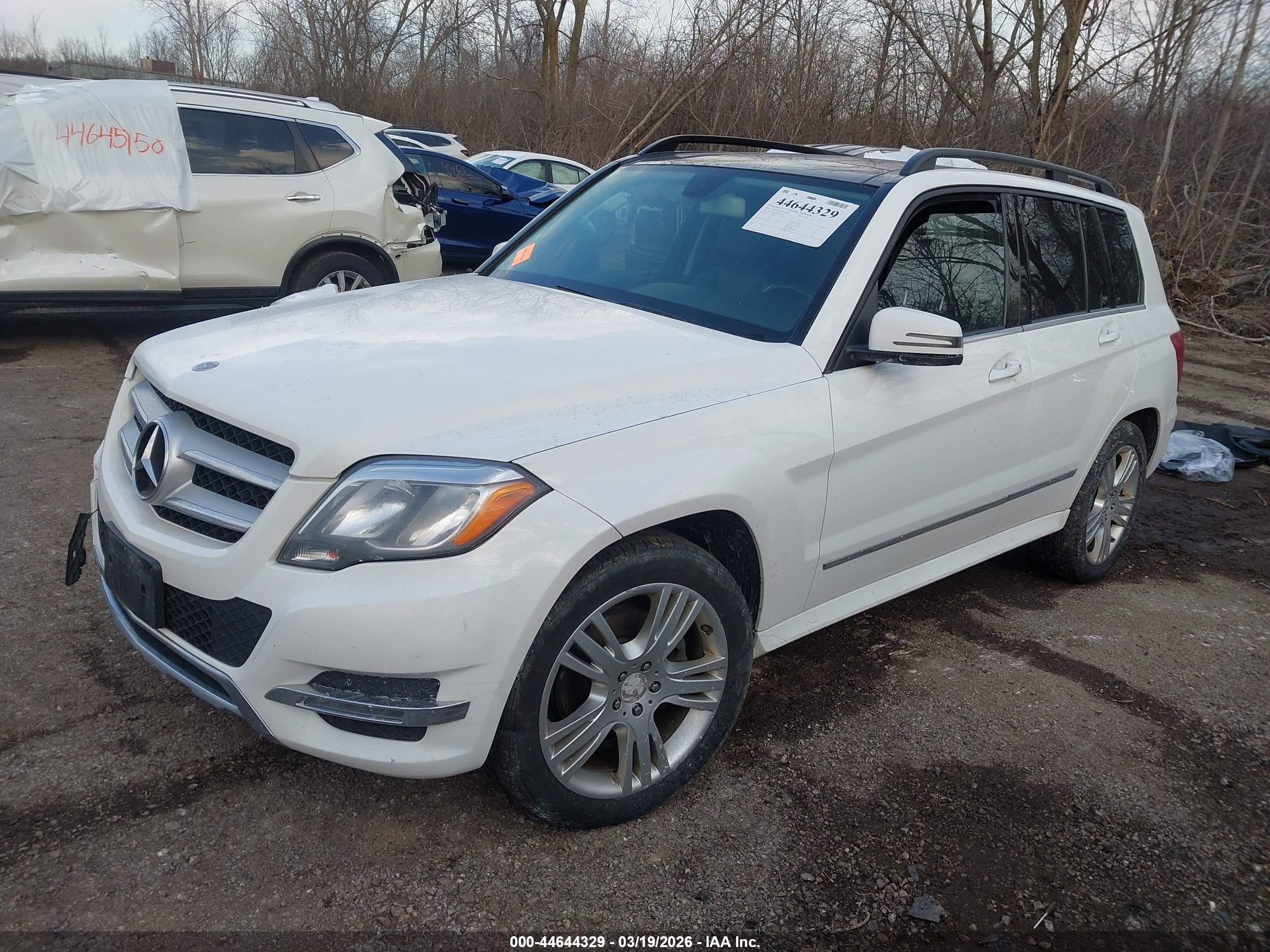 MERCEDES-BENZ GLK image 2