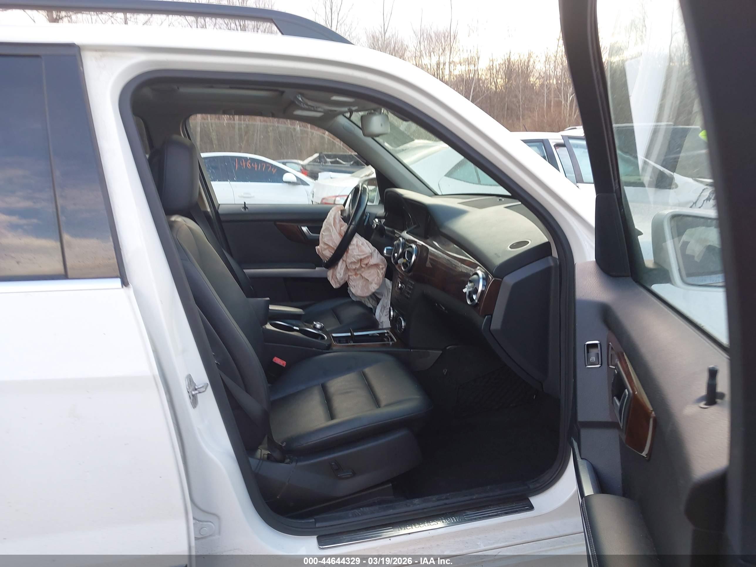 MERCEDES-BENZ GLK image 5