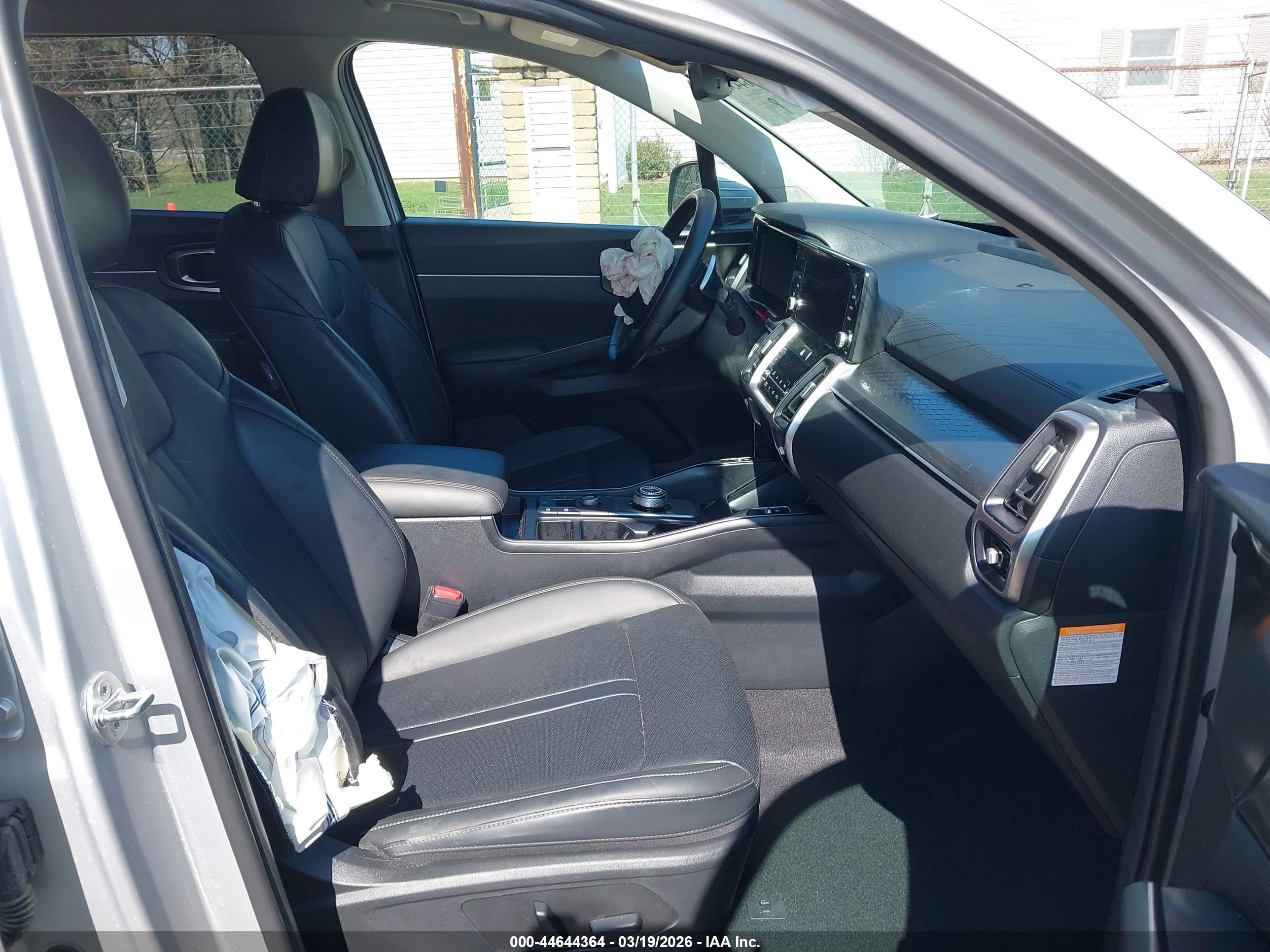 KIA SORENTO image 5