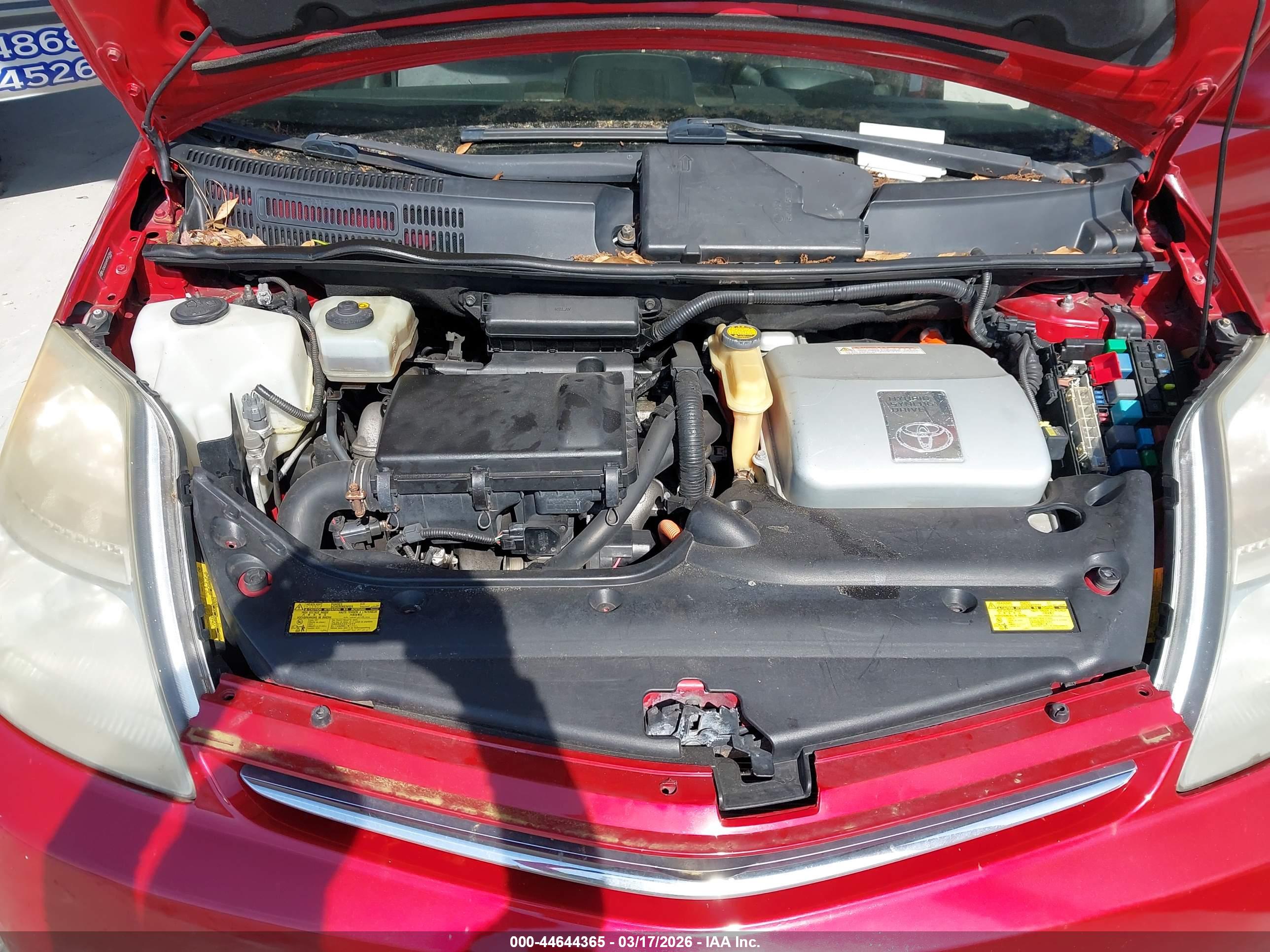 TOYOTA PRIUS image 10