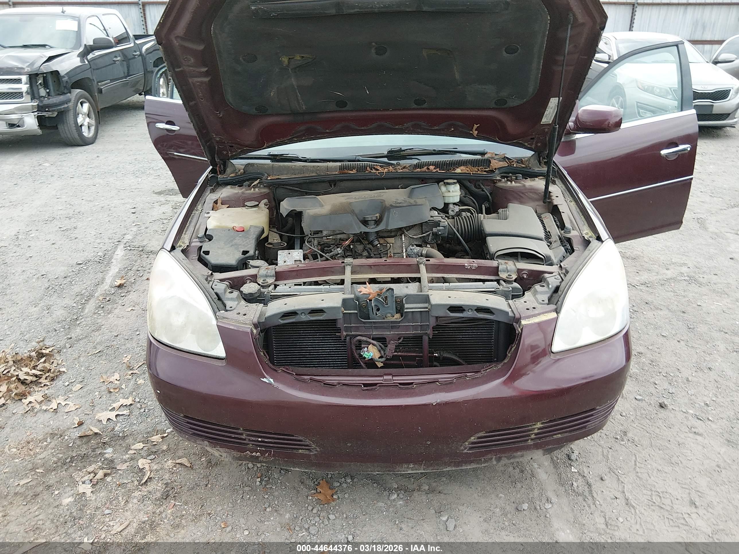 BUICK LUCERNE image 10